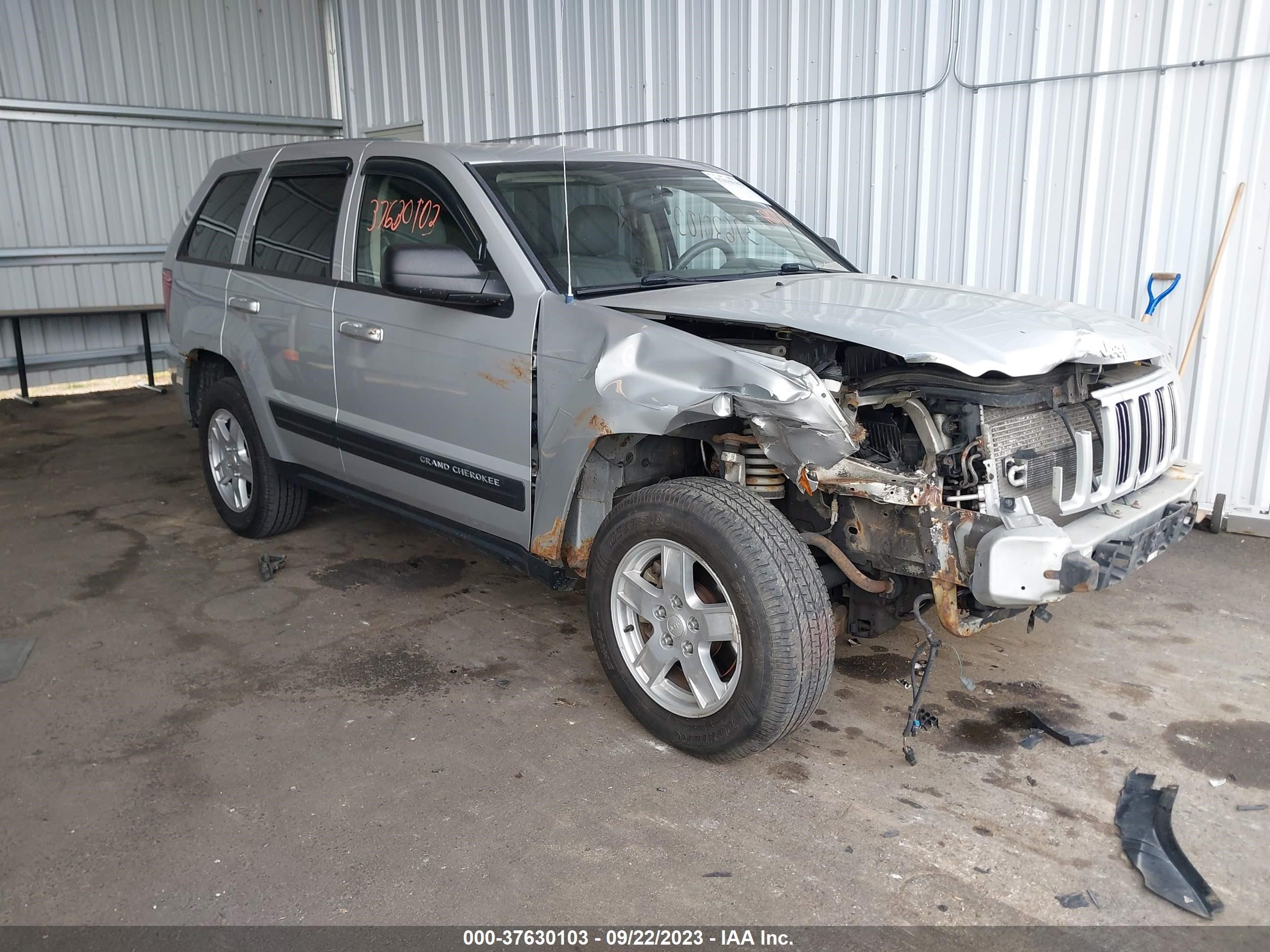 JEEP GRAND CHEROKEE 2006 1j4hr48n56c182134