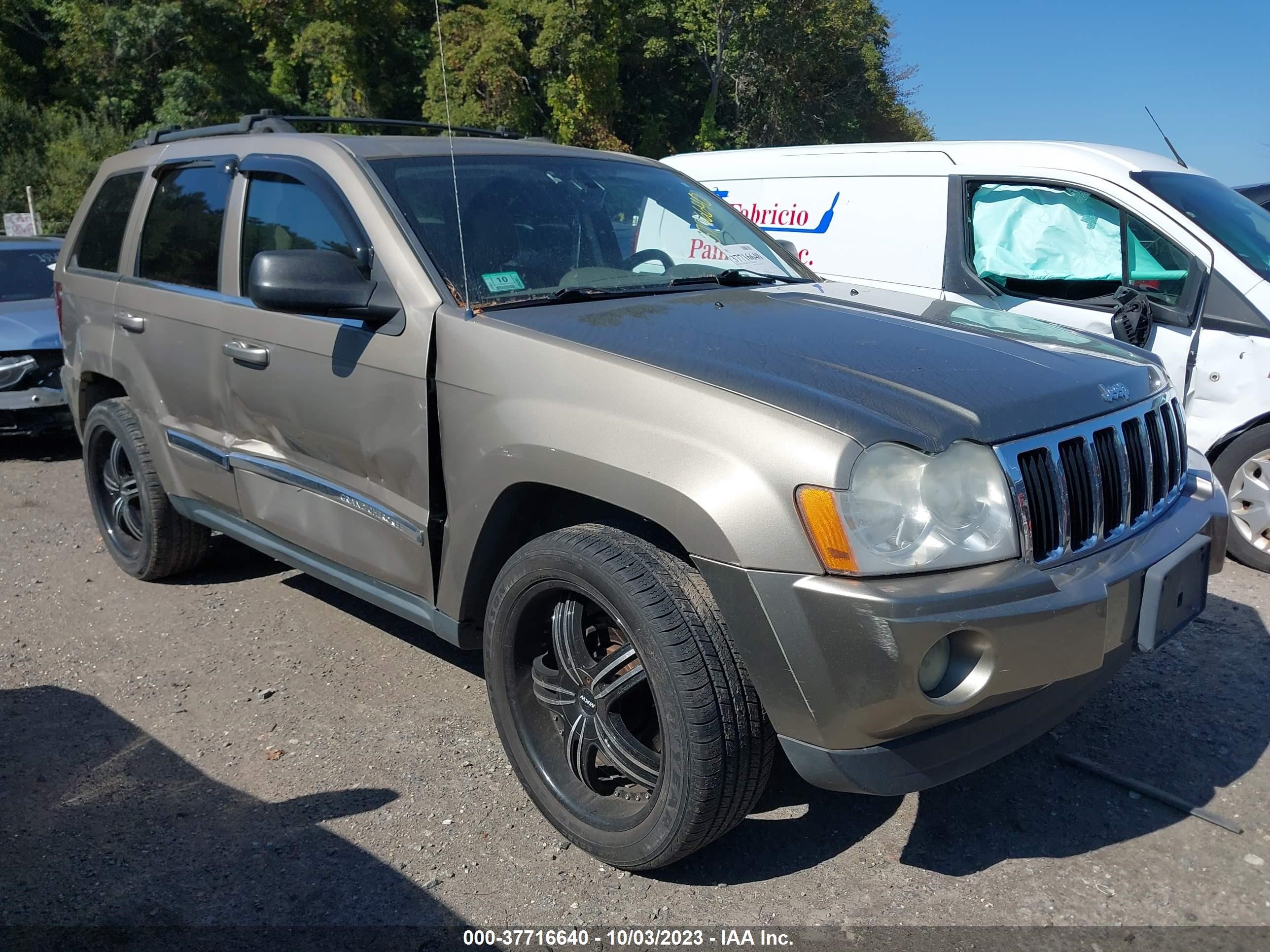 JEEP GRAND CHEROKEE 2005 1j4hr582x5c591823