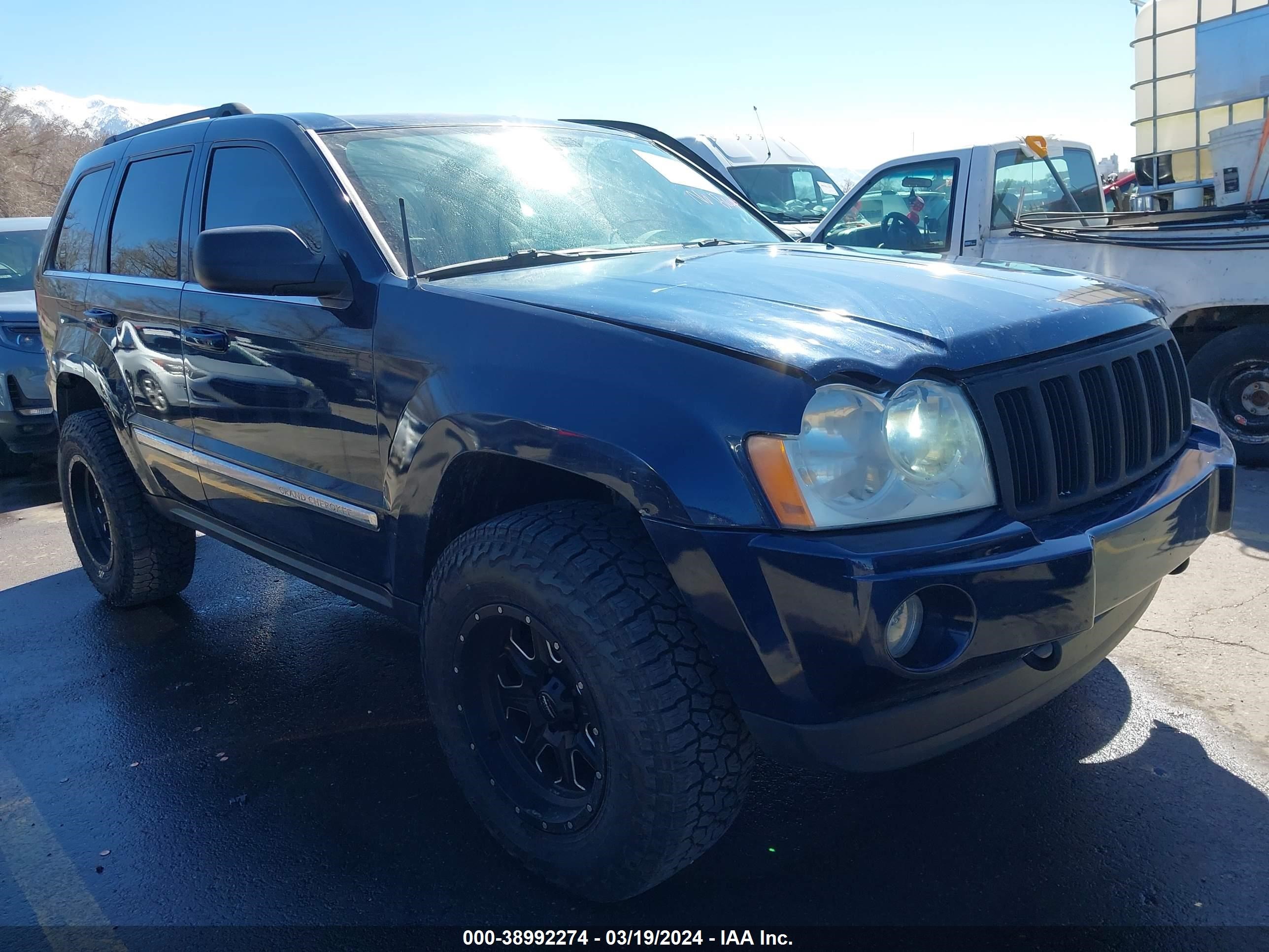 JEEP GRAND CHEROKEE 2005 1j4hr582x5c592731