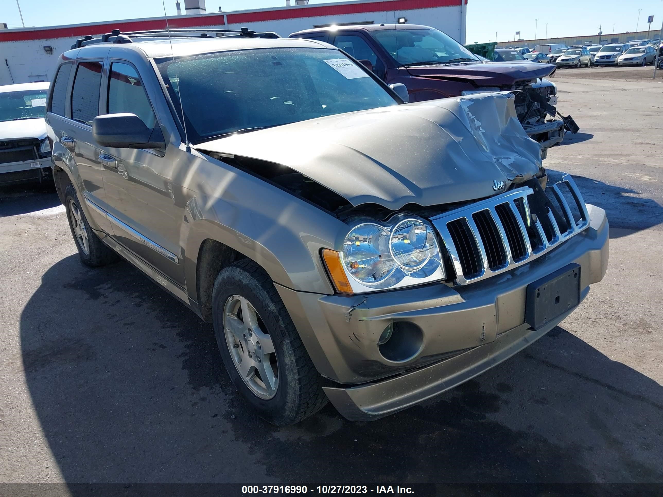 JEEP GRAND CHEROKEE 2005 1j4hr58n35c544434