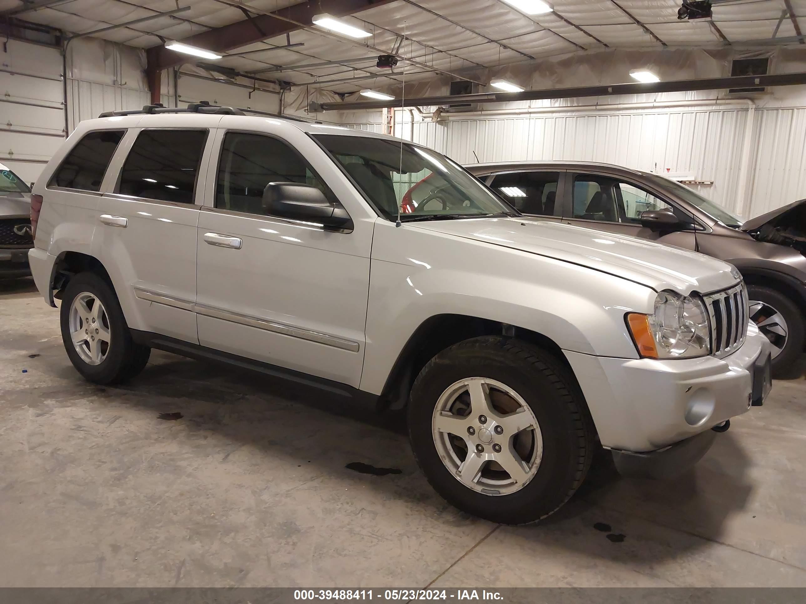 JEEP GRAND CHEROKEE 2006 1j4hr58n66c116620