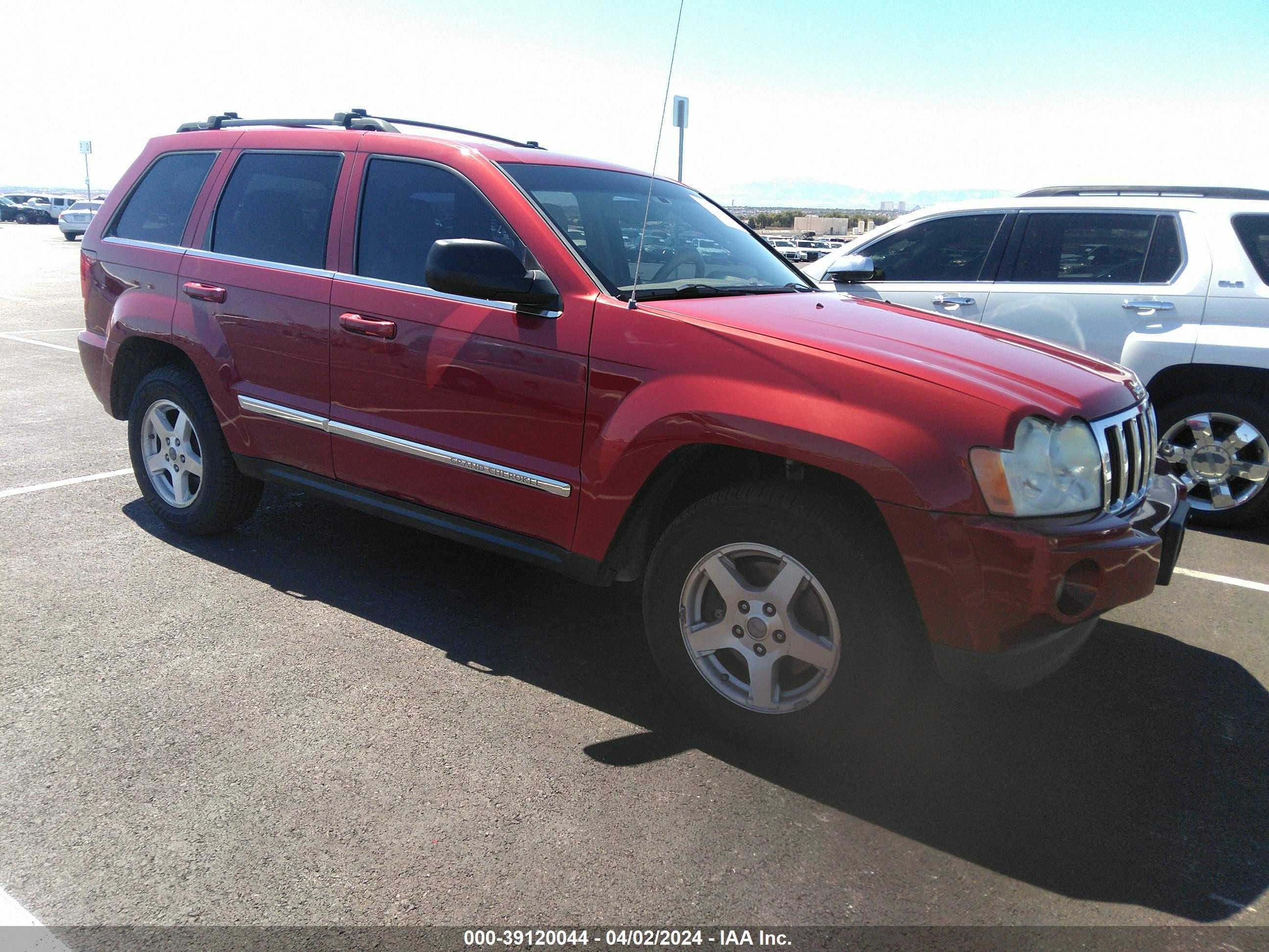 JEEP GRAND CHEROKEE 2006 1j4hr58n76c222011