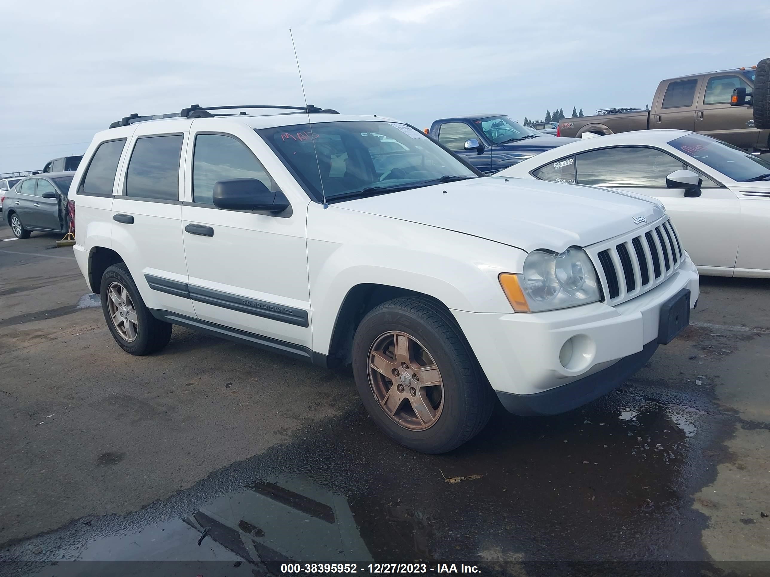 JEEP GRAND CHEROKEE 2005 1j4hs48n15c706883