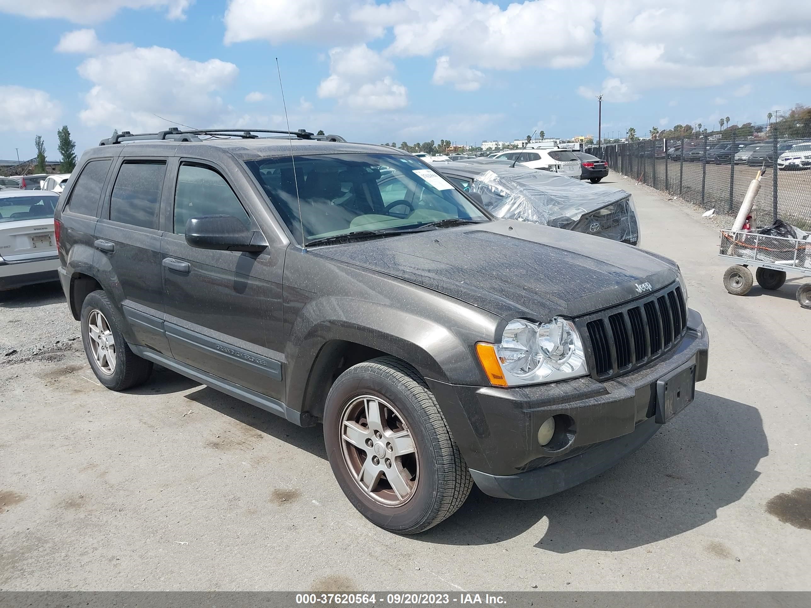 JEEP GRAND CHEROKEE 2005 1j4hs48n45c610066