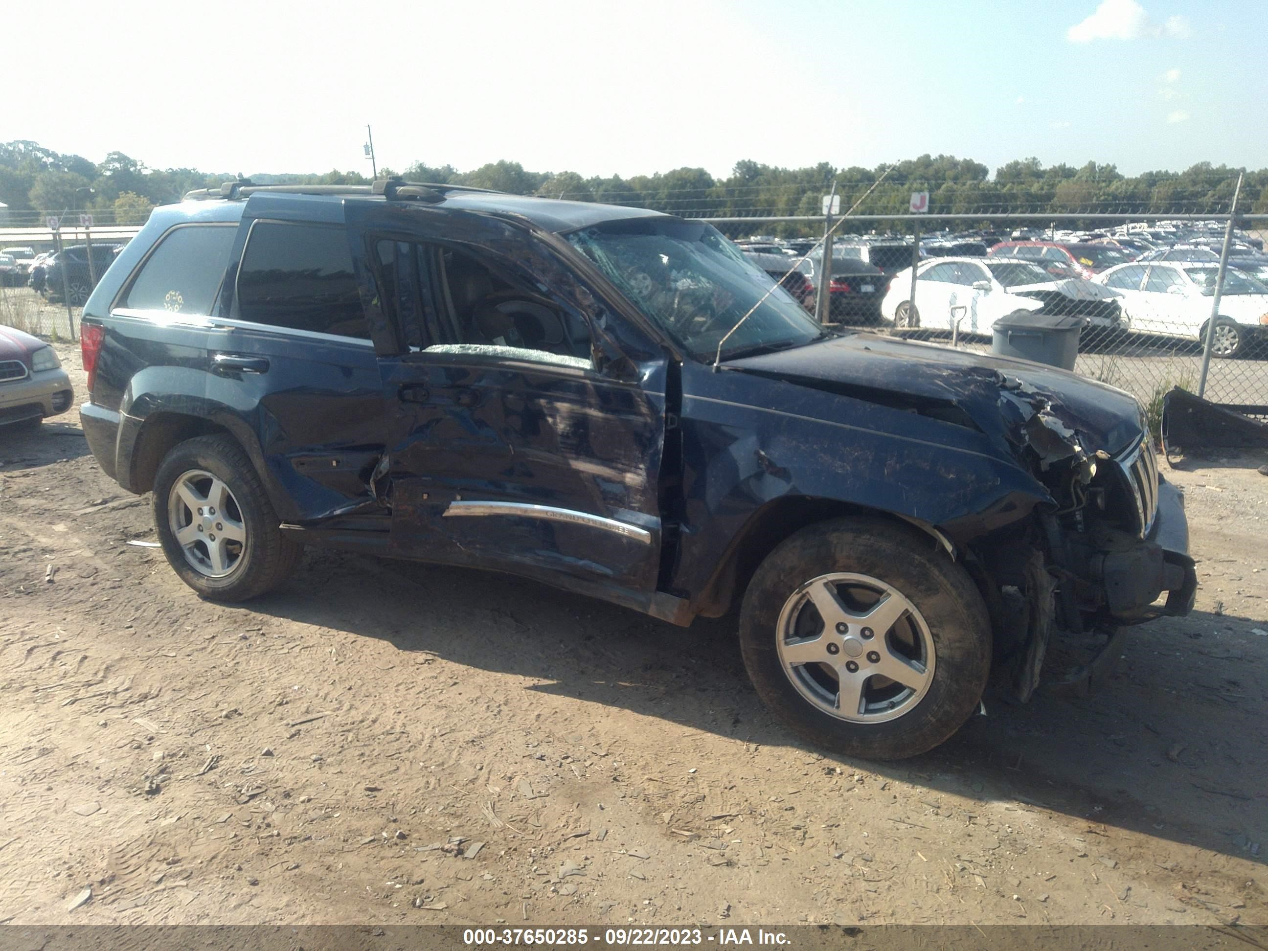 JEEP GRAND CHEROKEE 2005 1j4hs58n35c533549