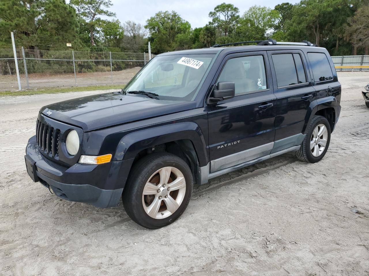 JEEP LIBERTY (PATRIOT) 2011 1j4nf4gb0bd129168