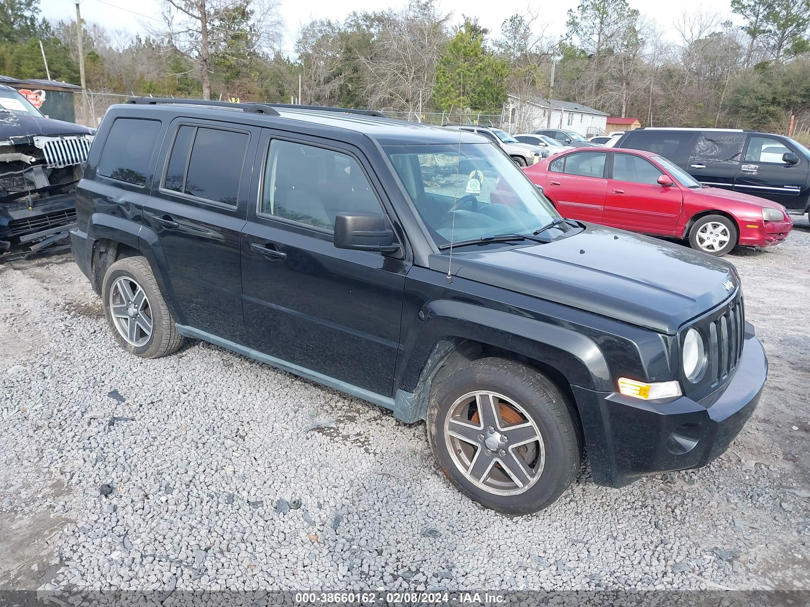 JEEP LIBERTY (PATRIOT) 2010 1j4nt2gb8ad526073