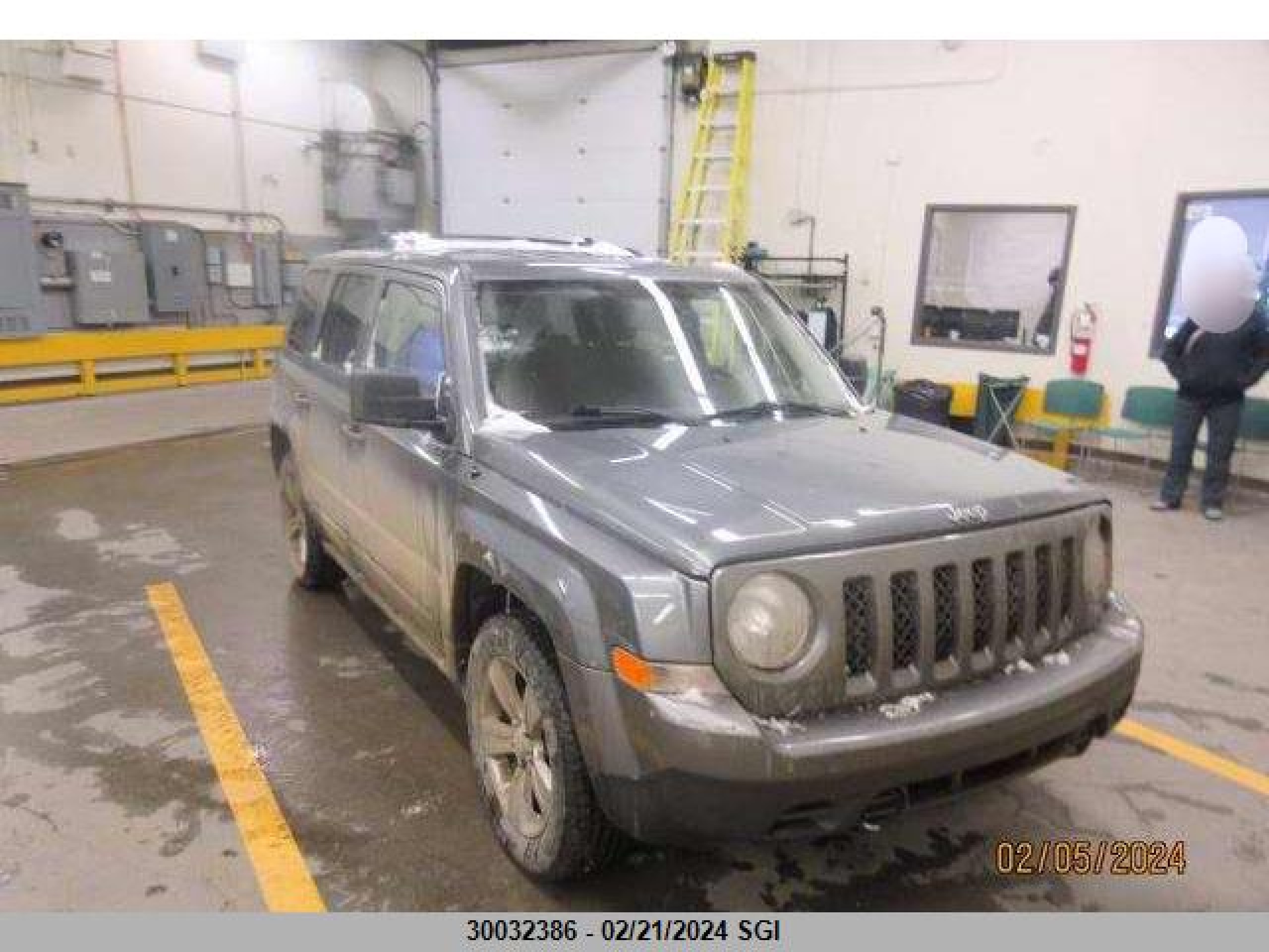 JEEP LIBERTY (PATRIOT) 2011 1j4nt2gb9bd230142