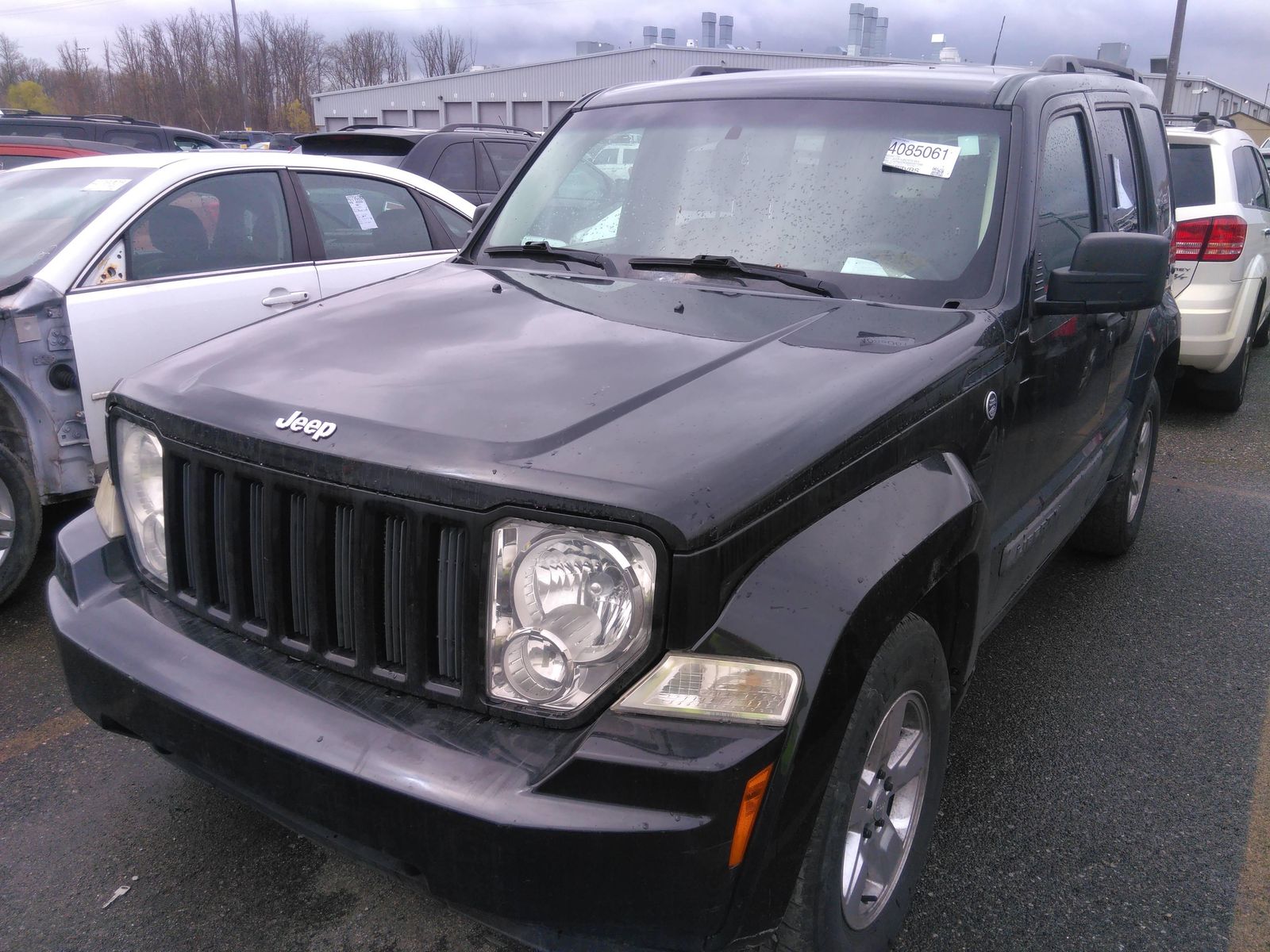 JEEP LIBERTY 4X4 2011 1j4pn2gk3bw567588