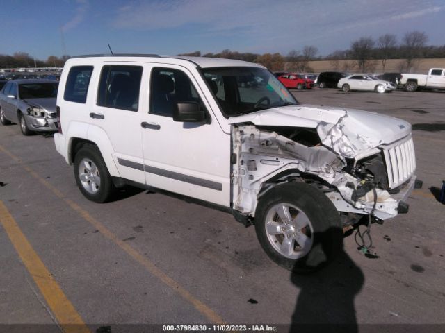 JEEP LIBERTY 2011 1j4pn2gk3bw579322