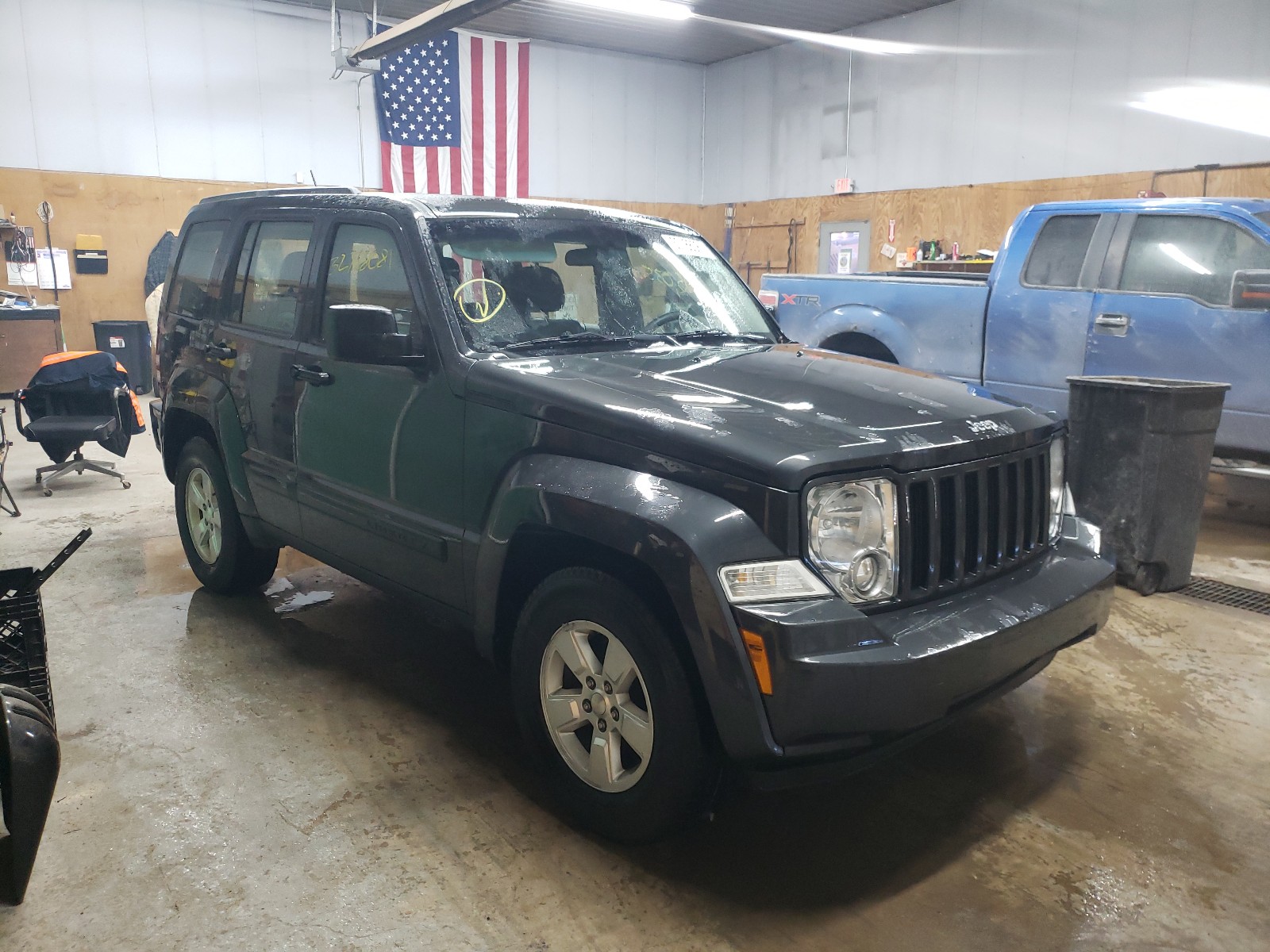 JEEP LIBERTY SP 2011 1j4pn2gk8bw586587