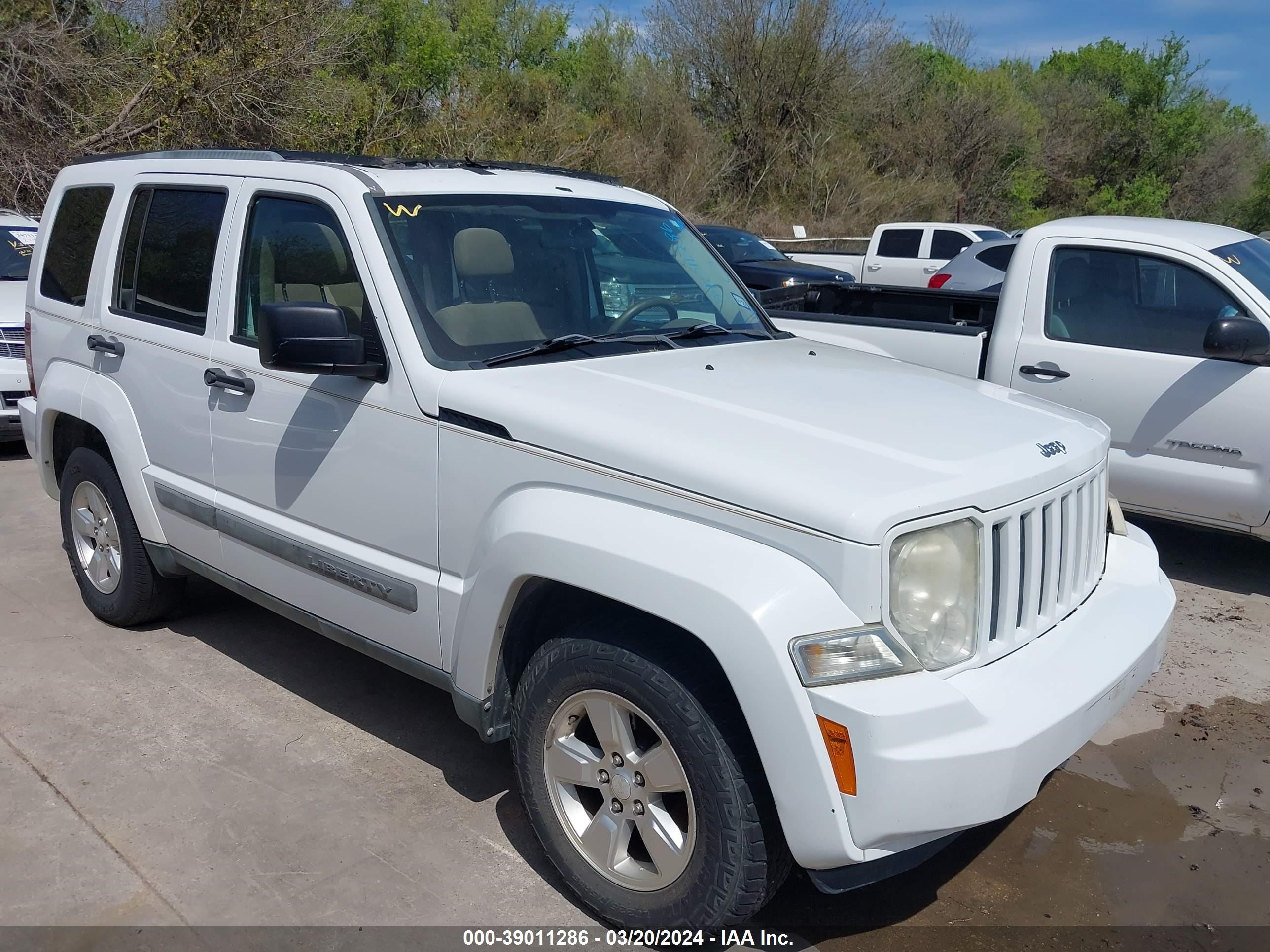 JEEP NULL 2011 1j4pp2gk5bw512862