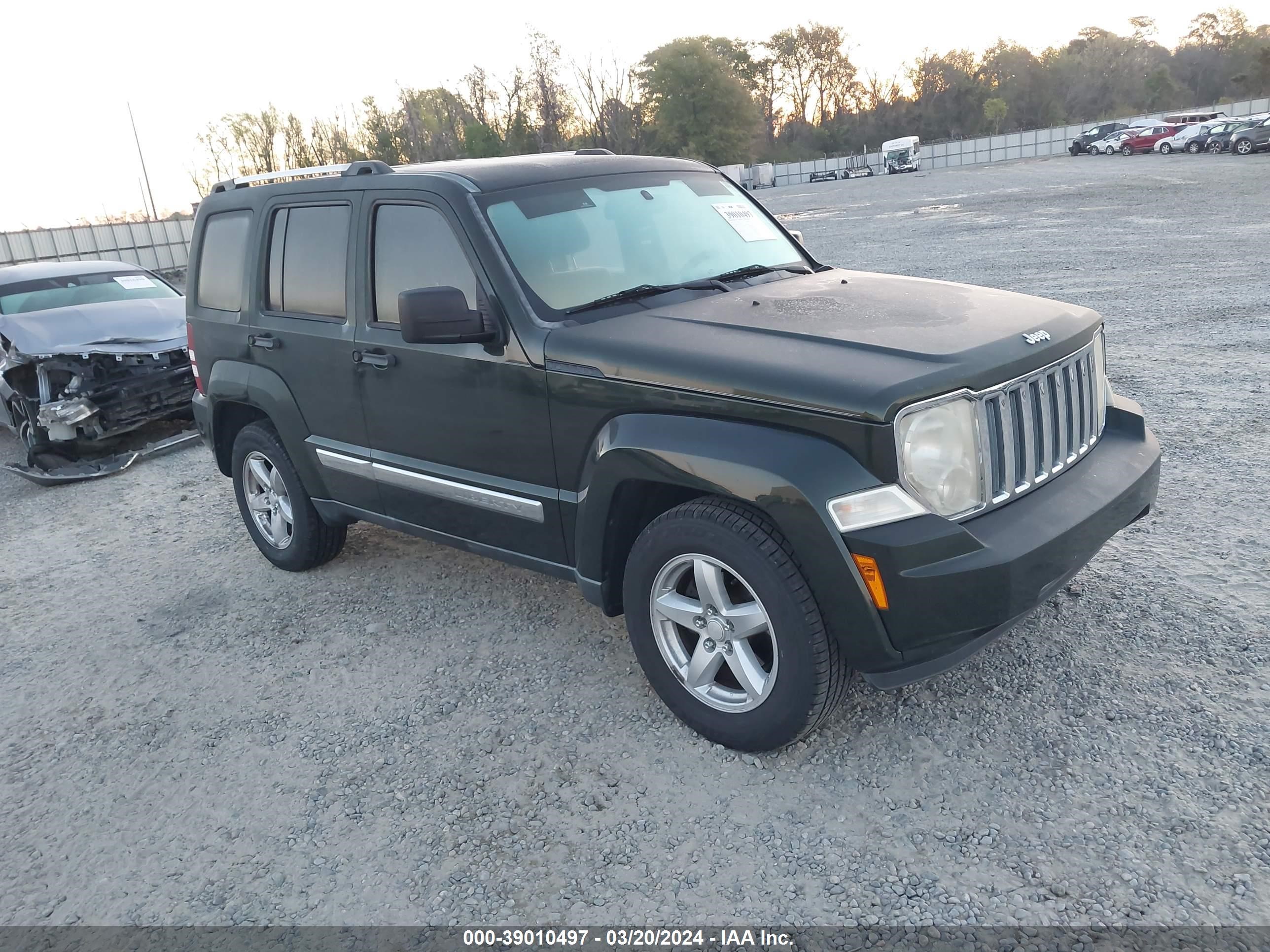 JEEP NULL 2011 1j4pp5gk0bw588779