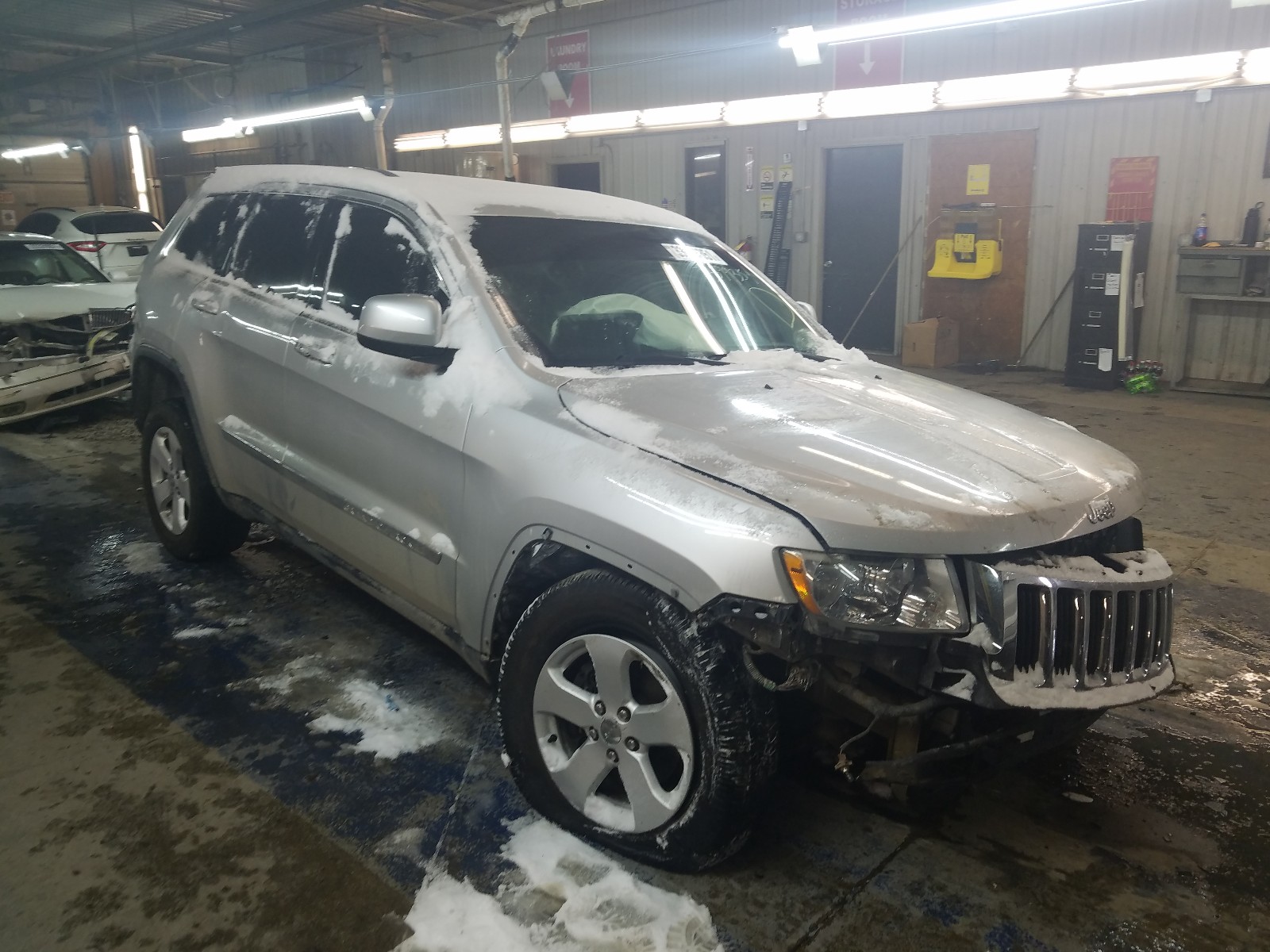 JEEP GRAND CHER 2011 1j4rr4gt2bc703082