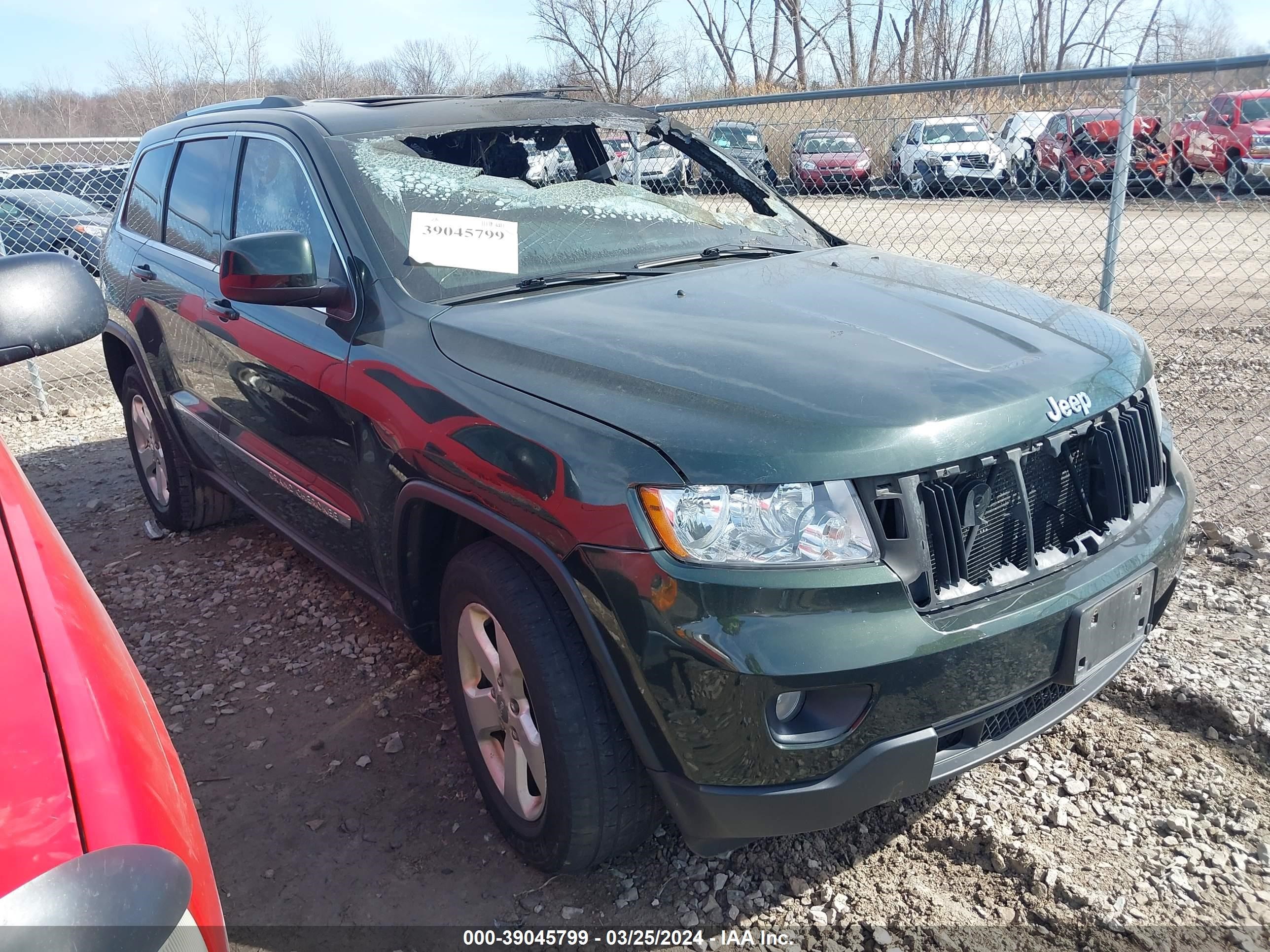 JEEP GRAND CHEROKEE 2011 1j4rr4gt8bc681539