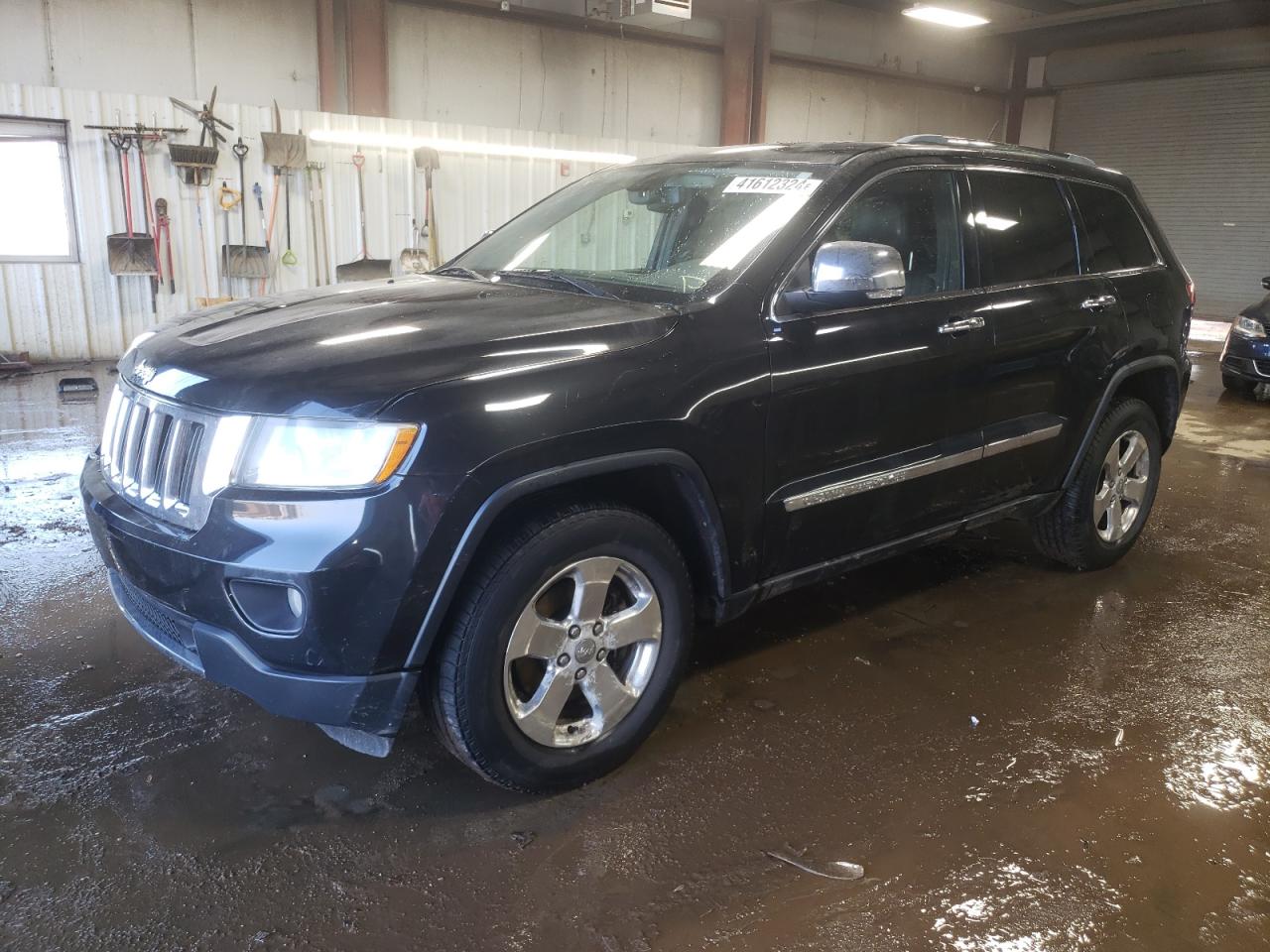 JEEP GRAND CHEROKEE 2011 1j4rr5gg3bc624884