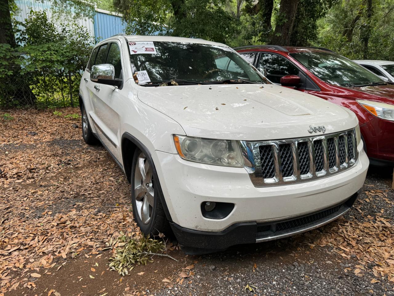 JEEP GRAND CHEROKEE 2011 1j4rr6gt4bc681503