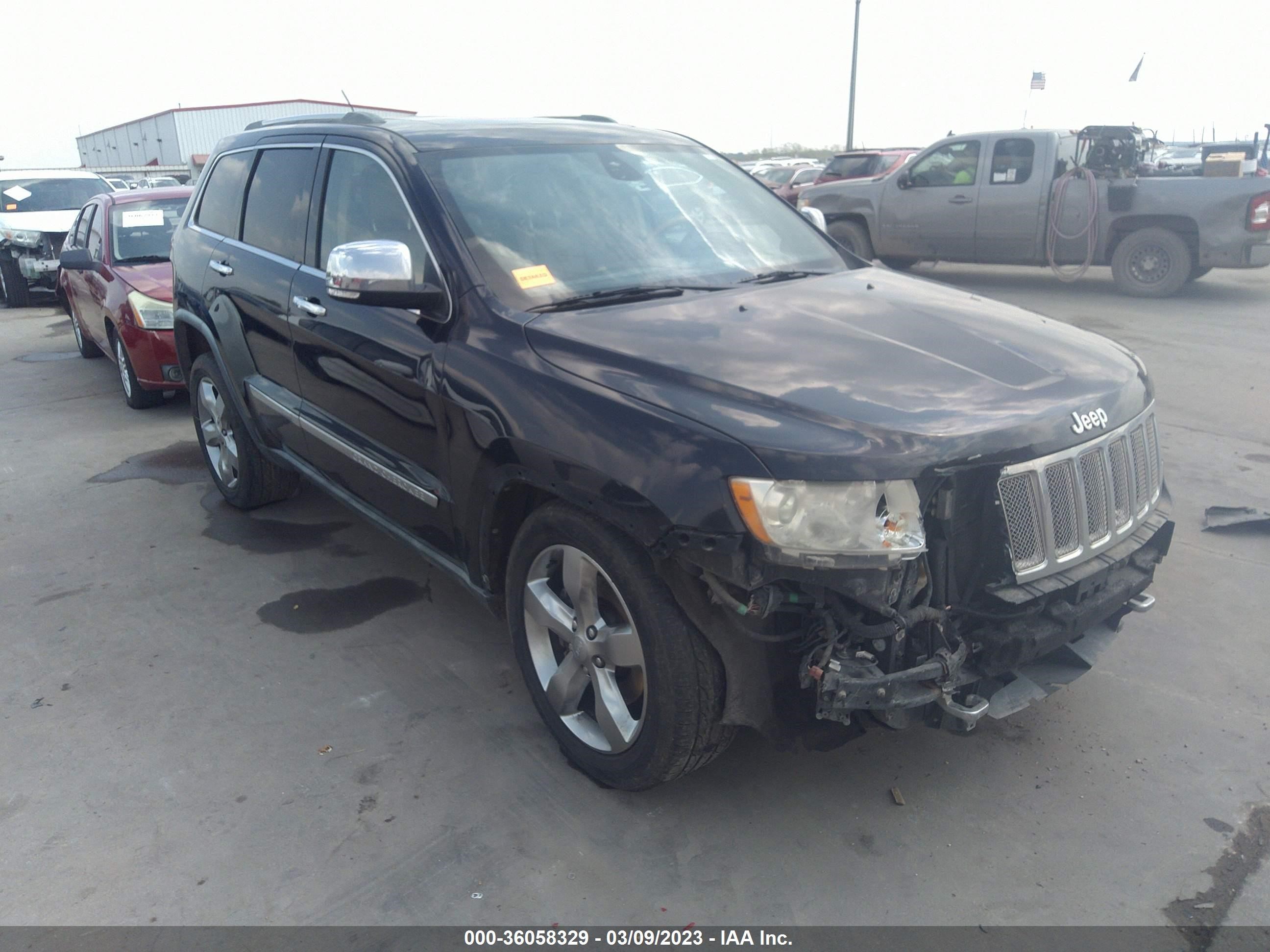 JEEP GRAND CHEROKEE 2011 1j4rr6gt4bc703175