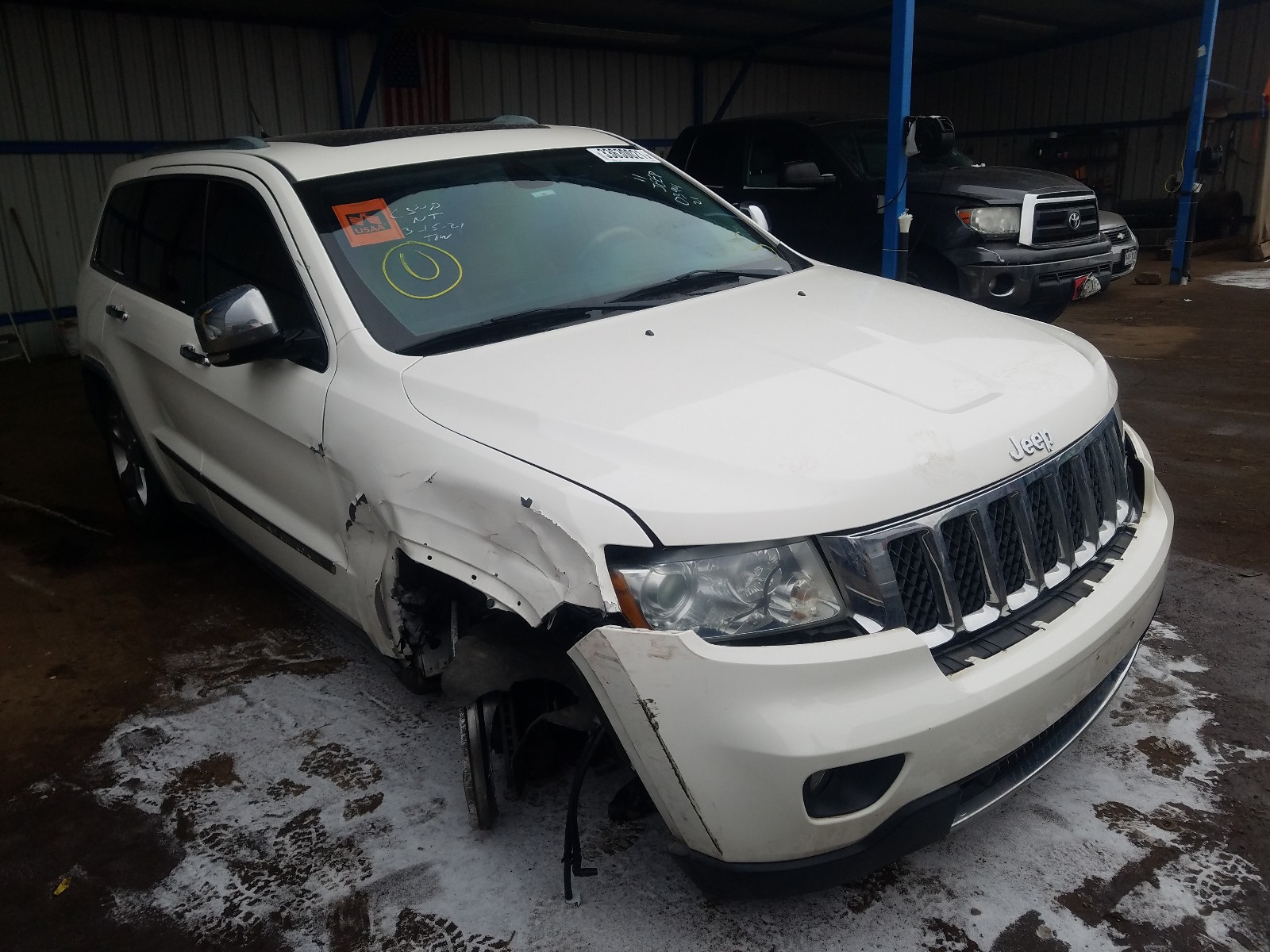 JEEP GRAND CHER 2011 1j4rr6gt6bc694317