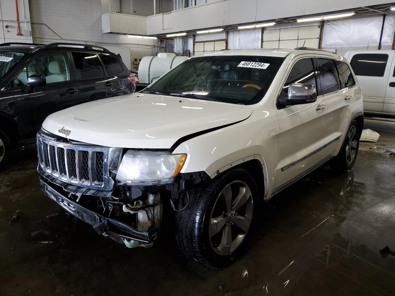 JEEP GRAND CHEROKEE 2011 1j4rr6gt8bc602284