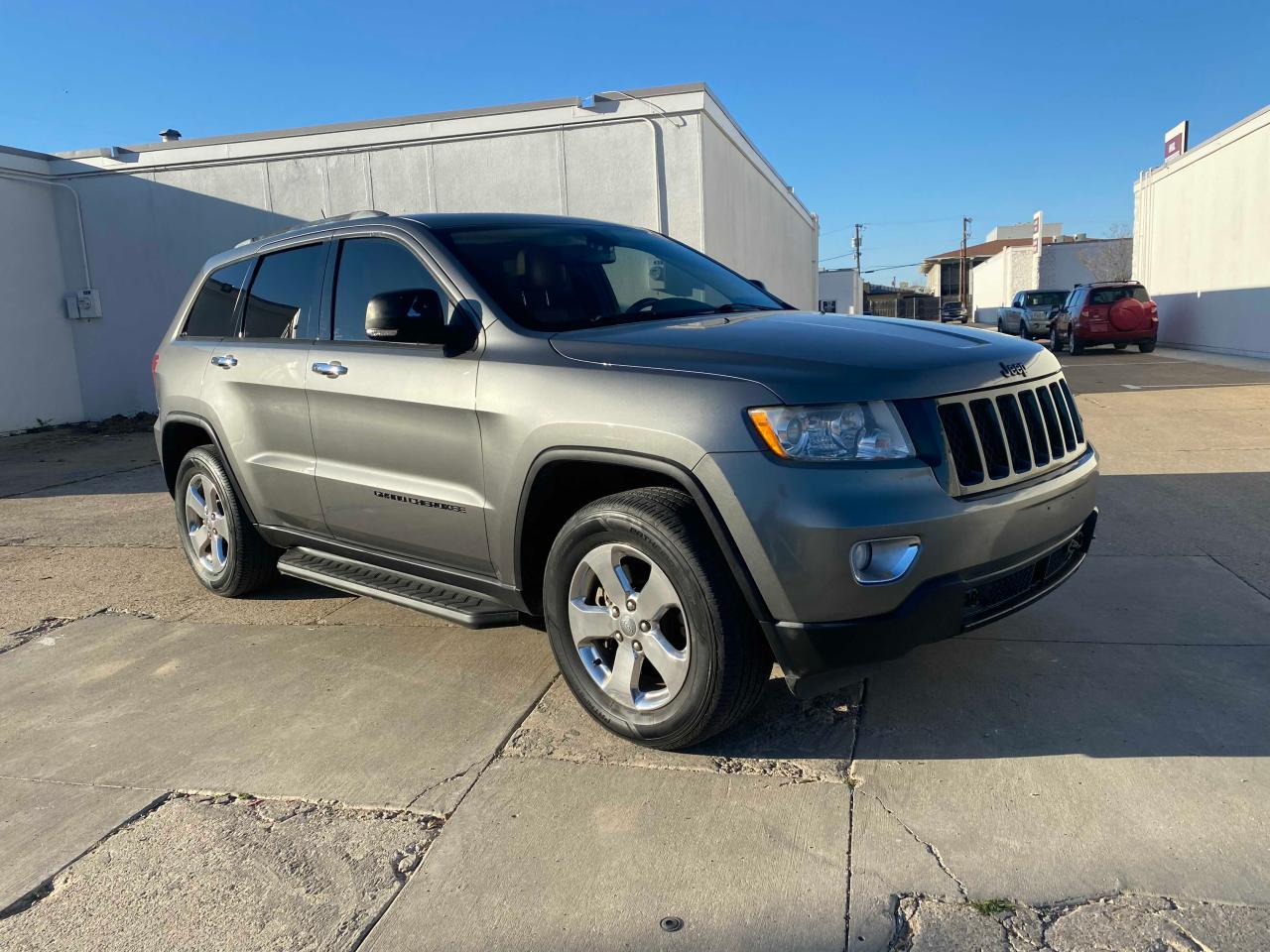 JEEP GRAND CHER 2011 1j4rr6gtxbc621533