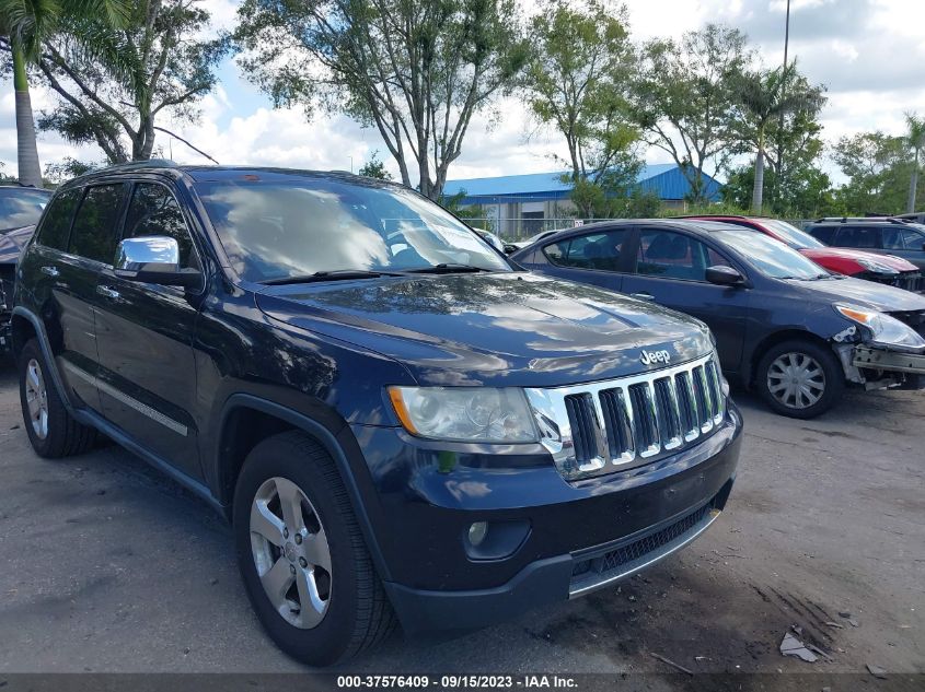 JEEP GRAND CHEROKEE 2011 1j4rs5gt1bc588422