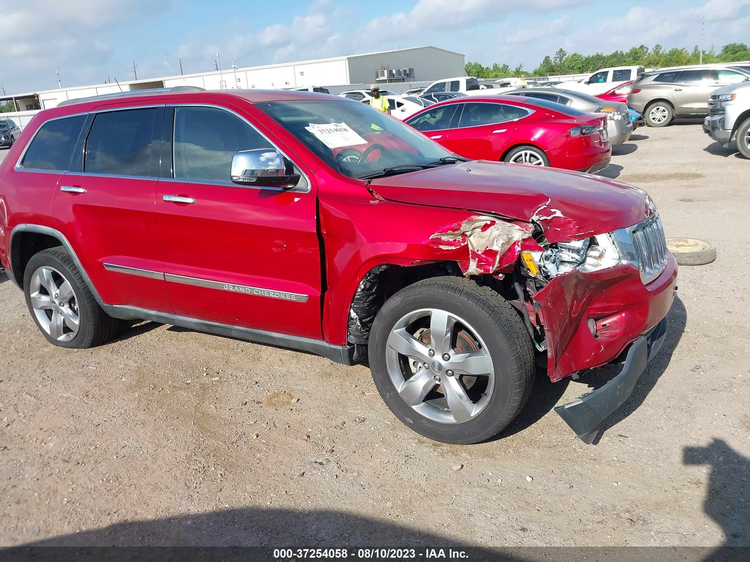 JEEP GRAND CHEROKEE 2011 1j4rs5gt5bc531382