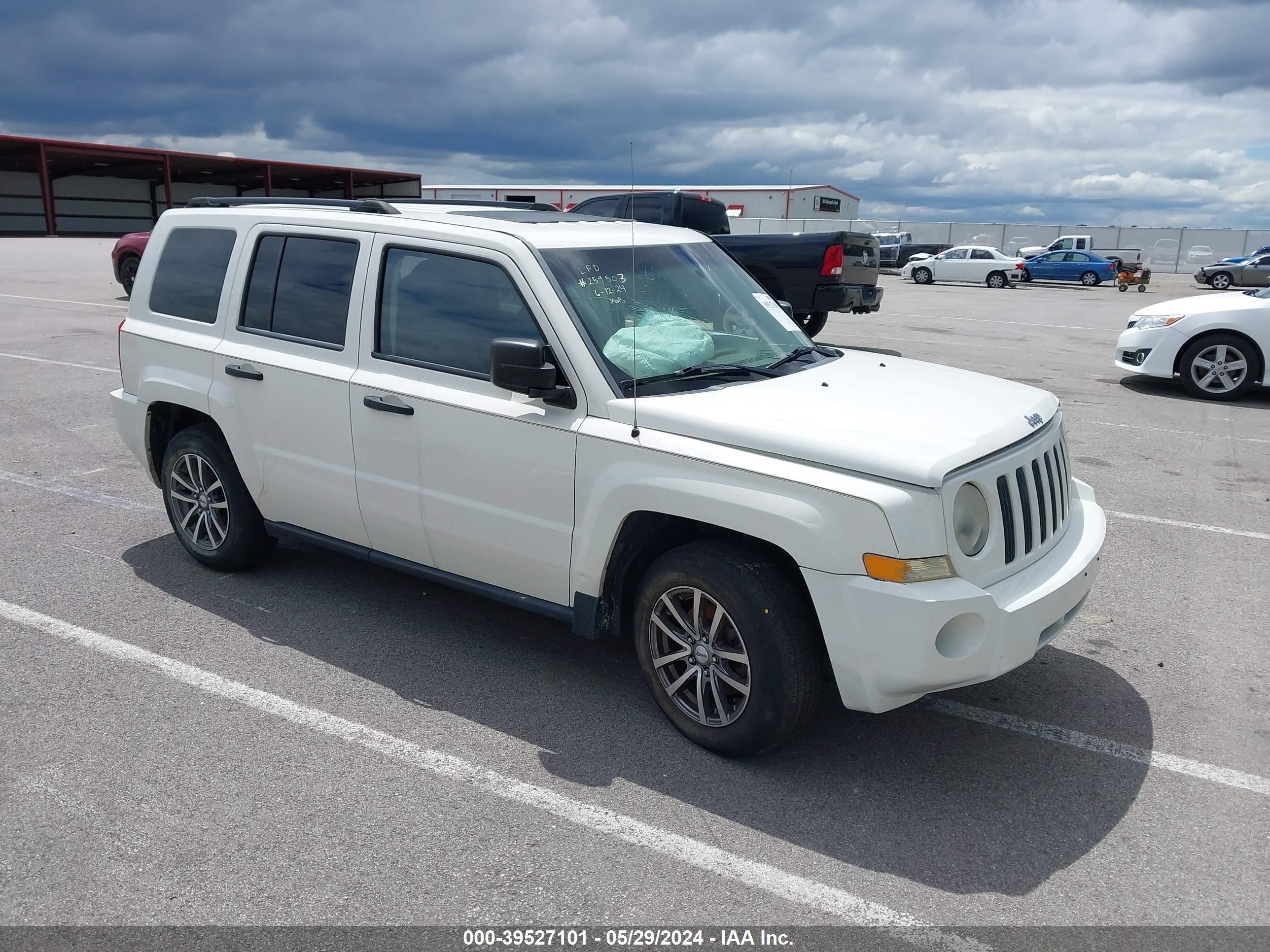 JEEP LIBERTY (PATRIOT) 2008 1j8ft28088d742967