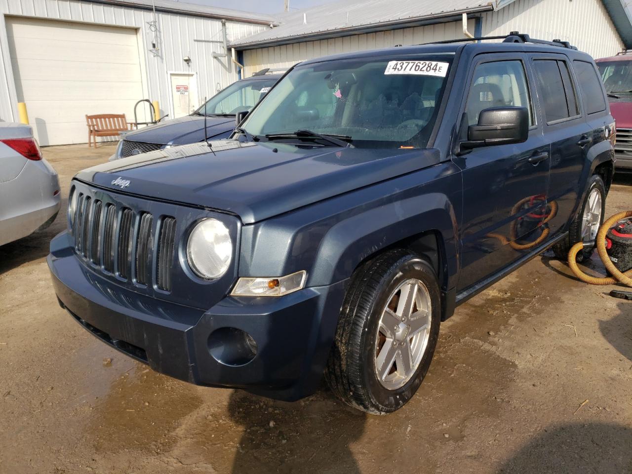 JEEP LIBERTY (PATRIOT) 2008 1j8ft28w58d520004