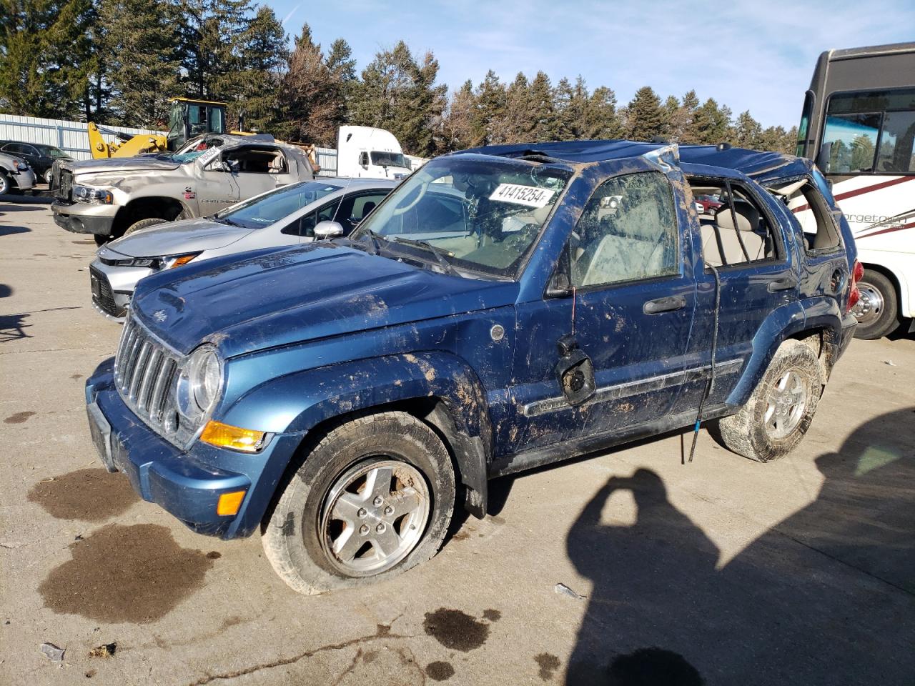 JEEP LIBERTY (NORTH AMERICA) 2005 1j8gl58555w635294