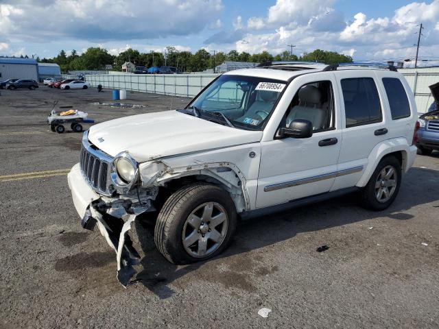 JEEP LIBERTY LI 2005 1j8gl58k55w668981