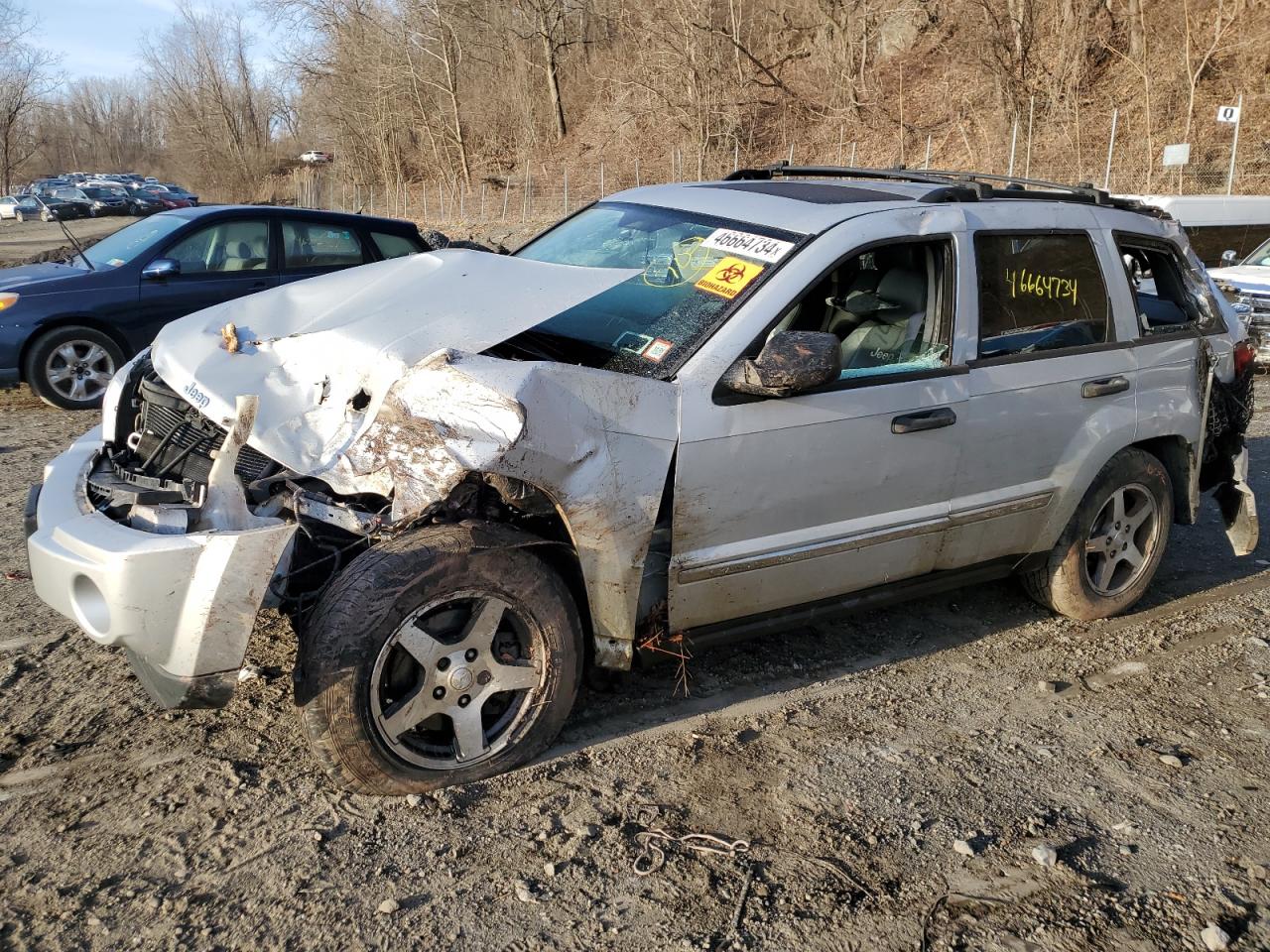 JEEP GRAND CHEROKEE 2005 1j8gr48k35c726273