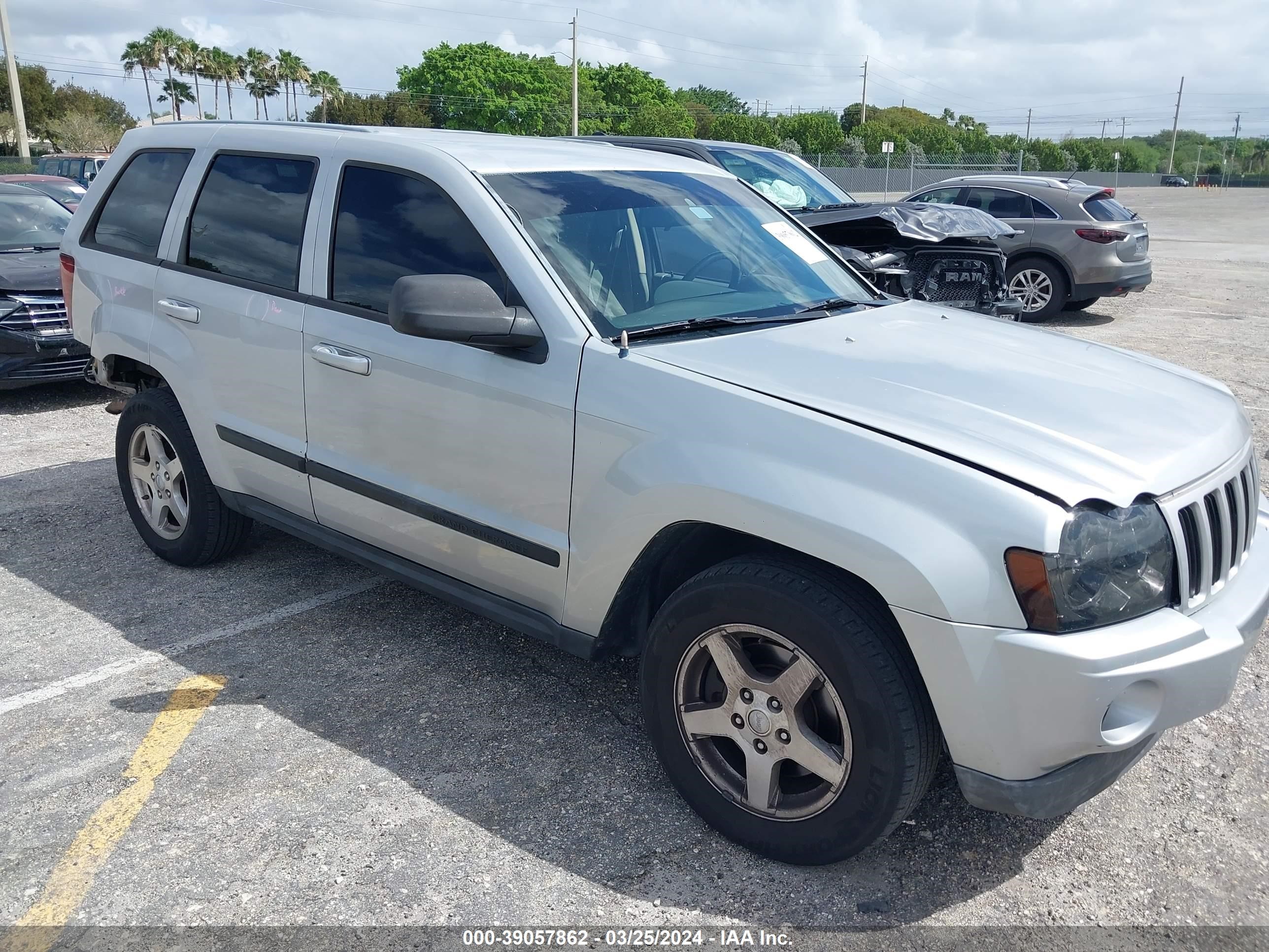 JEEP GRAND CHEROKEE 2007 1j8gr48k37c658155