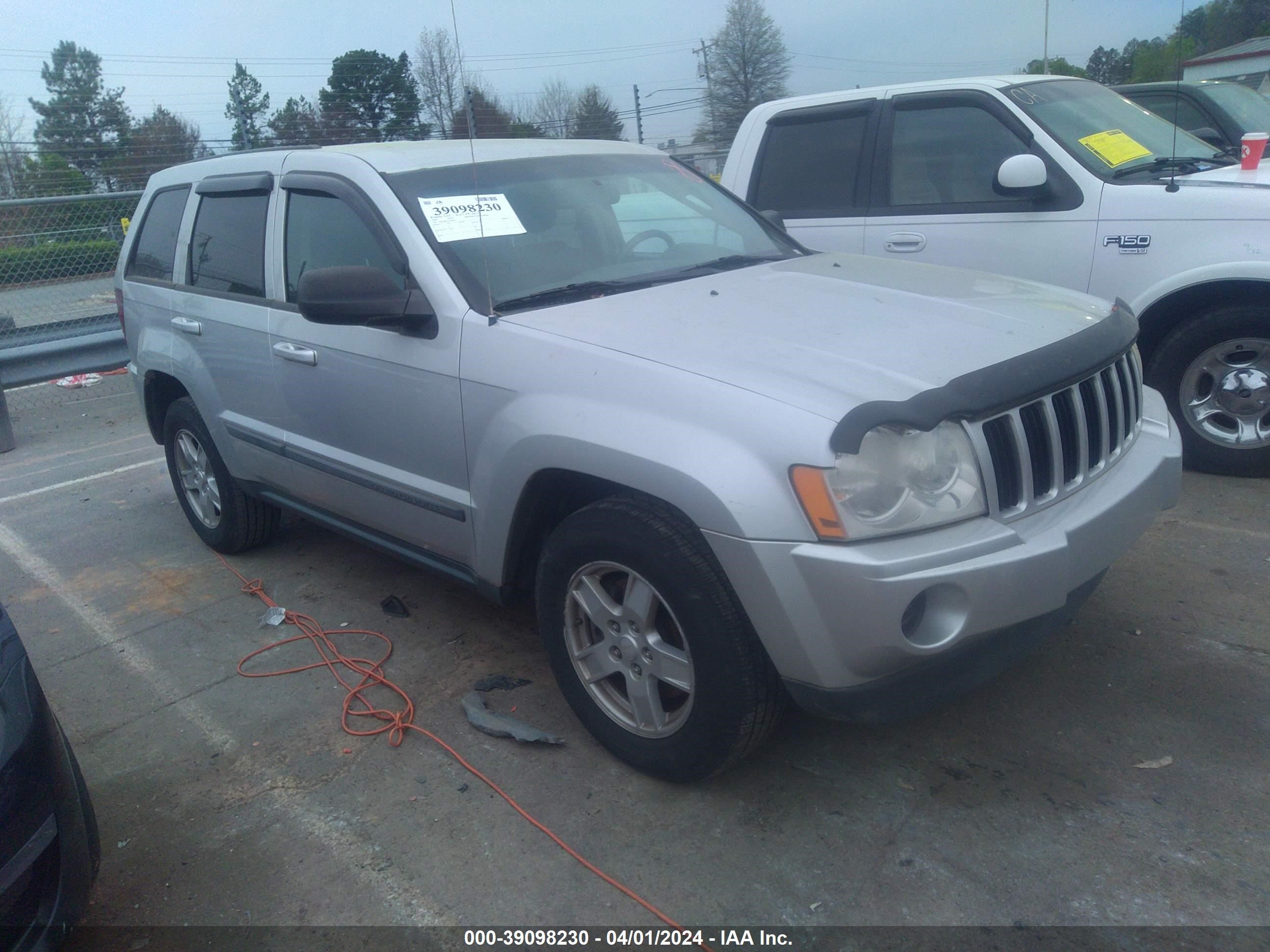 JEEP GRAND CHEROKEE 2007 1j8gr48k57c640613