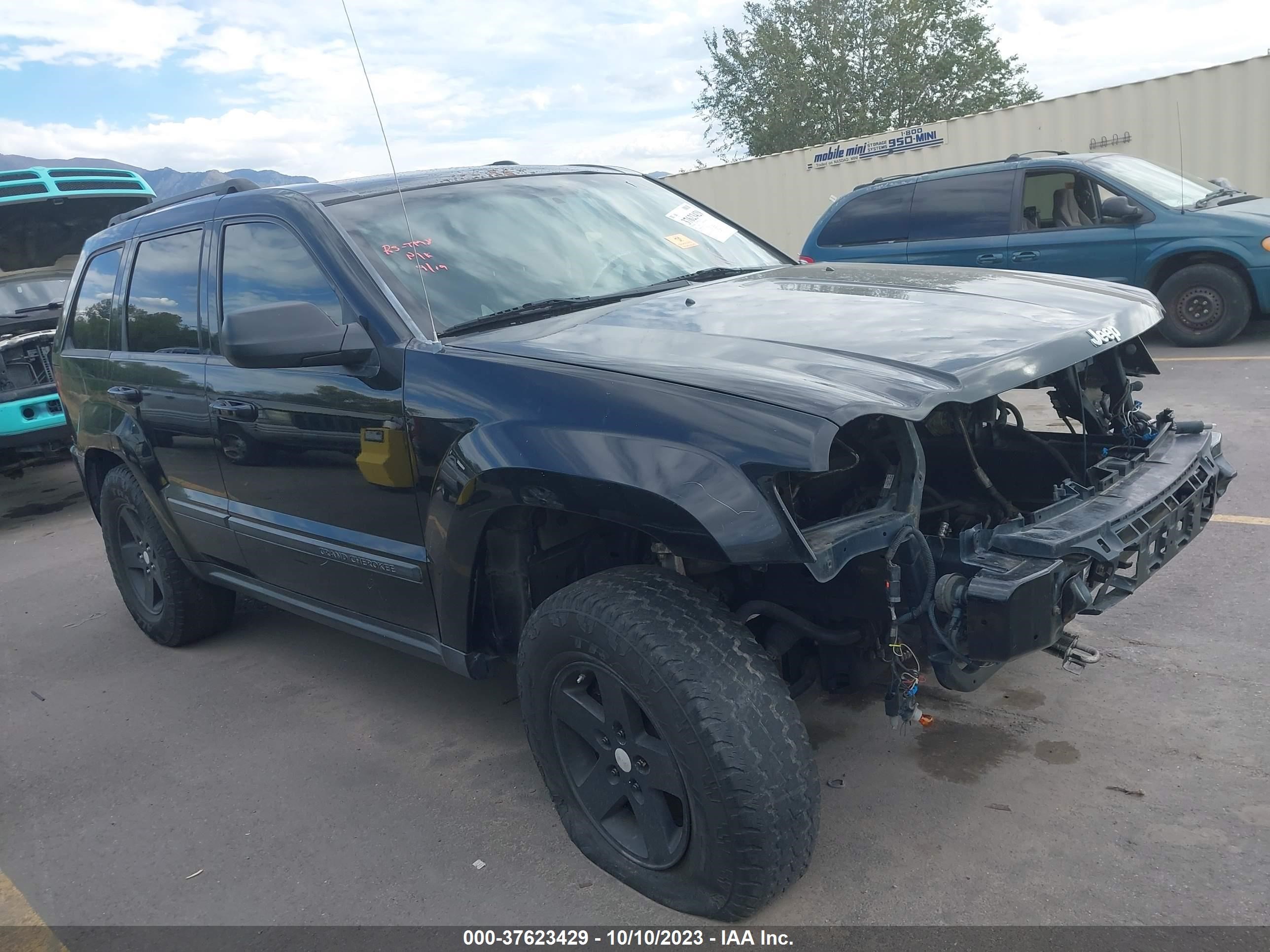 JEEP GRAND CHEROKEE 2007 1j8gr48k77c513524