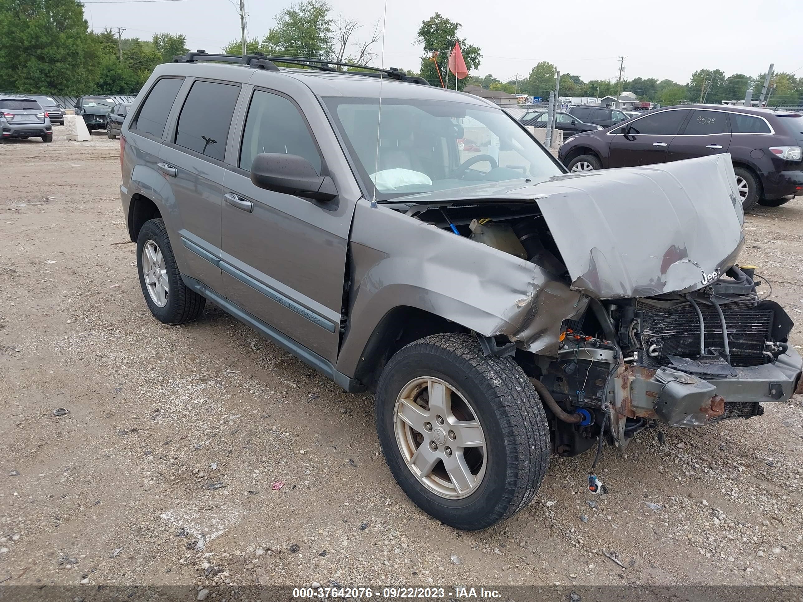 JEEP GRAND CHEROKEE 2007 1j8gr48k87c683035