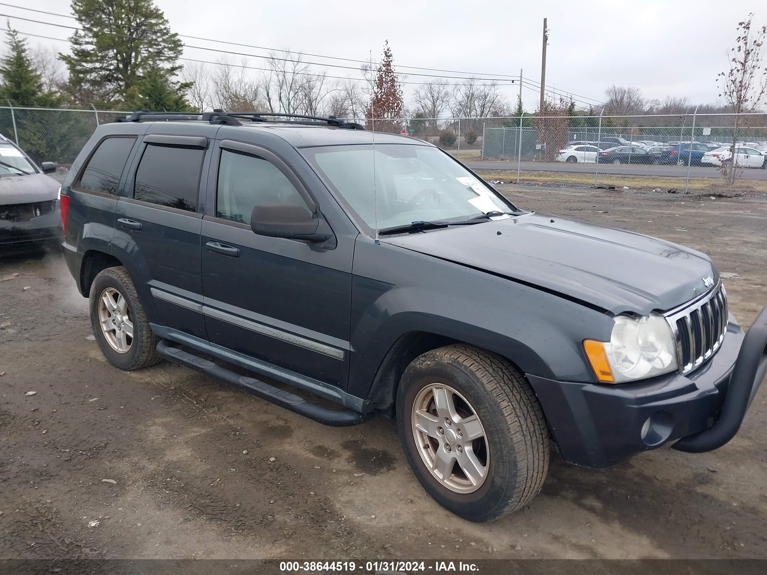 JEEP GRAND CHEROKEE 2007 1j8gr48k97c560392