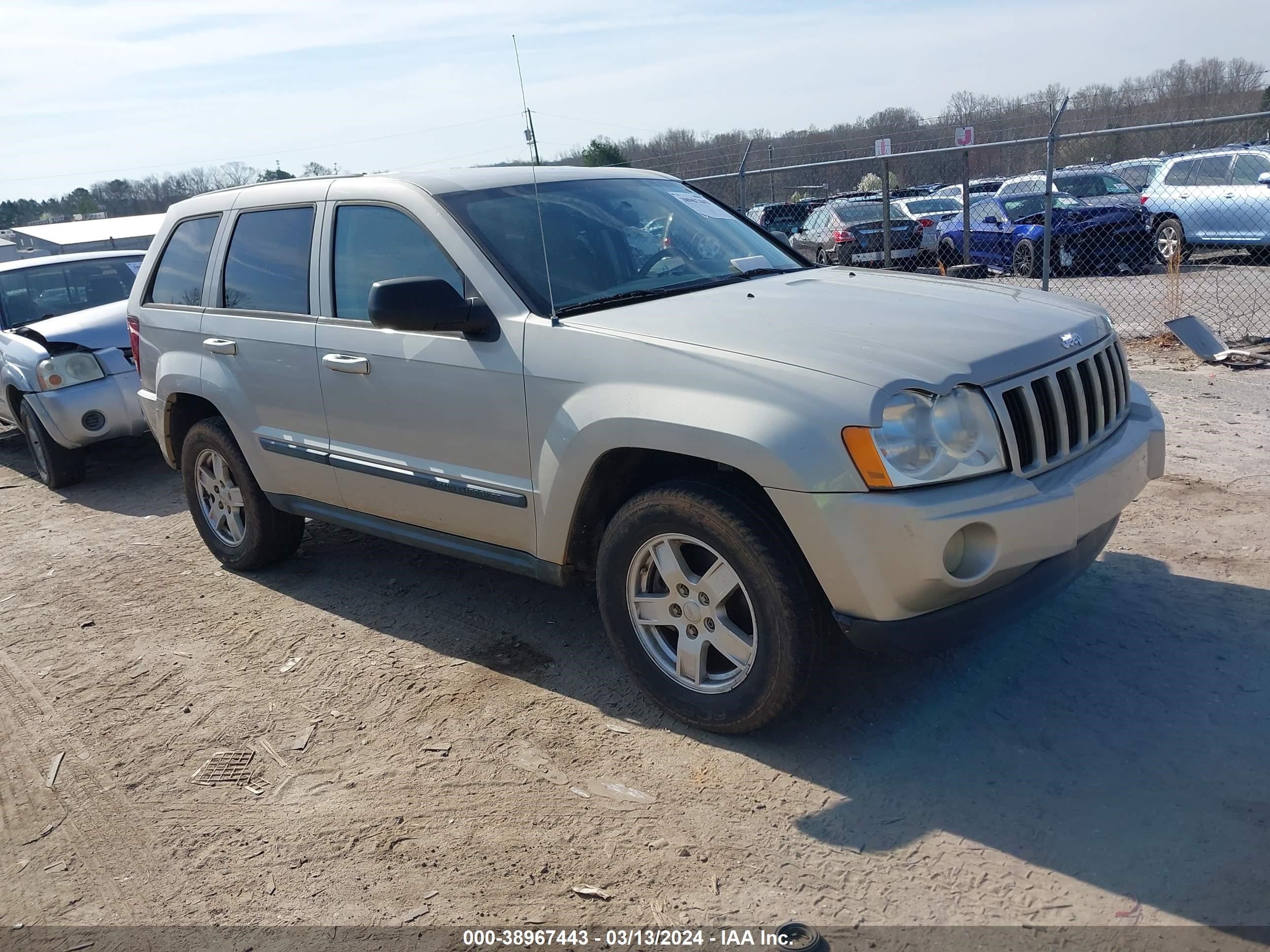 JEEP GRAND CHEROKEE 2007 1j8gr48kx7c689029