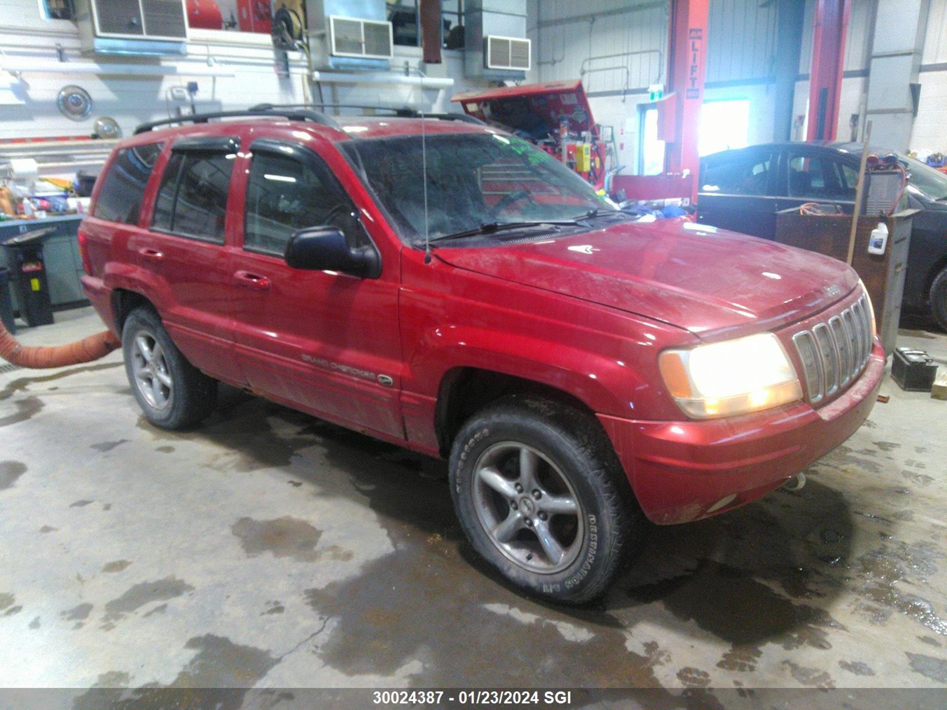 JEEP GRAND CHEROKEE 2002 1j8gw68j92c108396