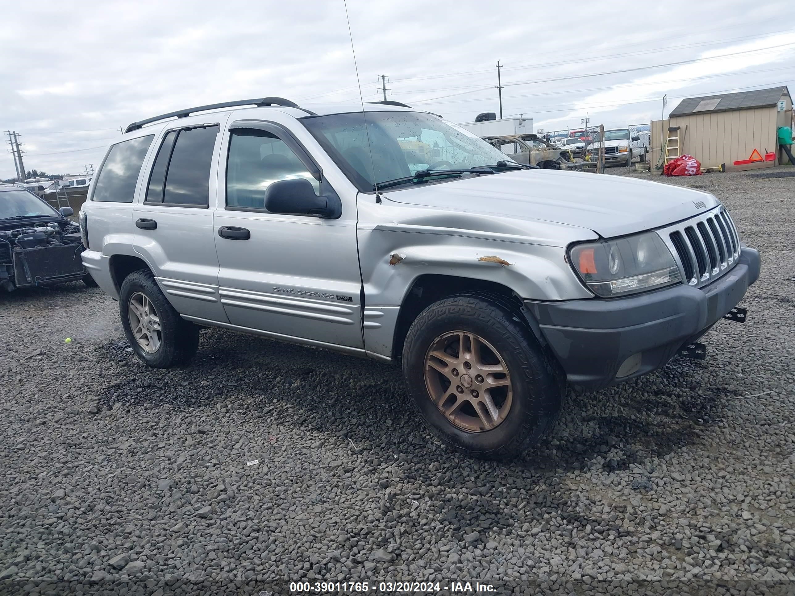 JEEP GRAND CHEROKEE 2004 1j8gx48s04c388304