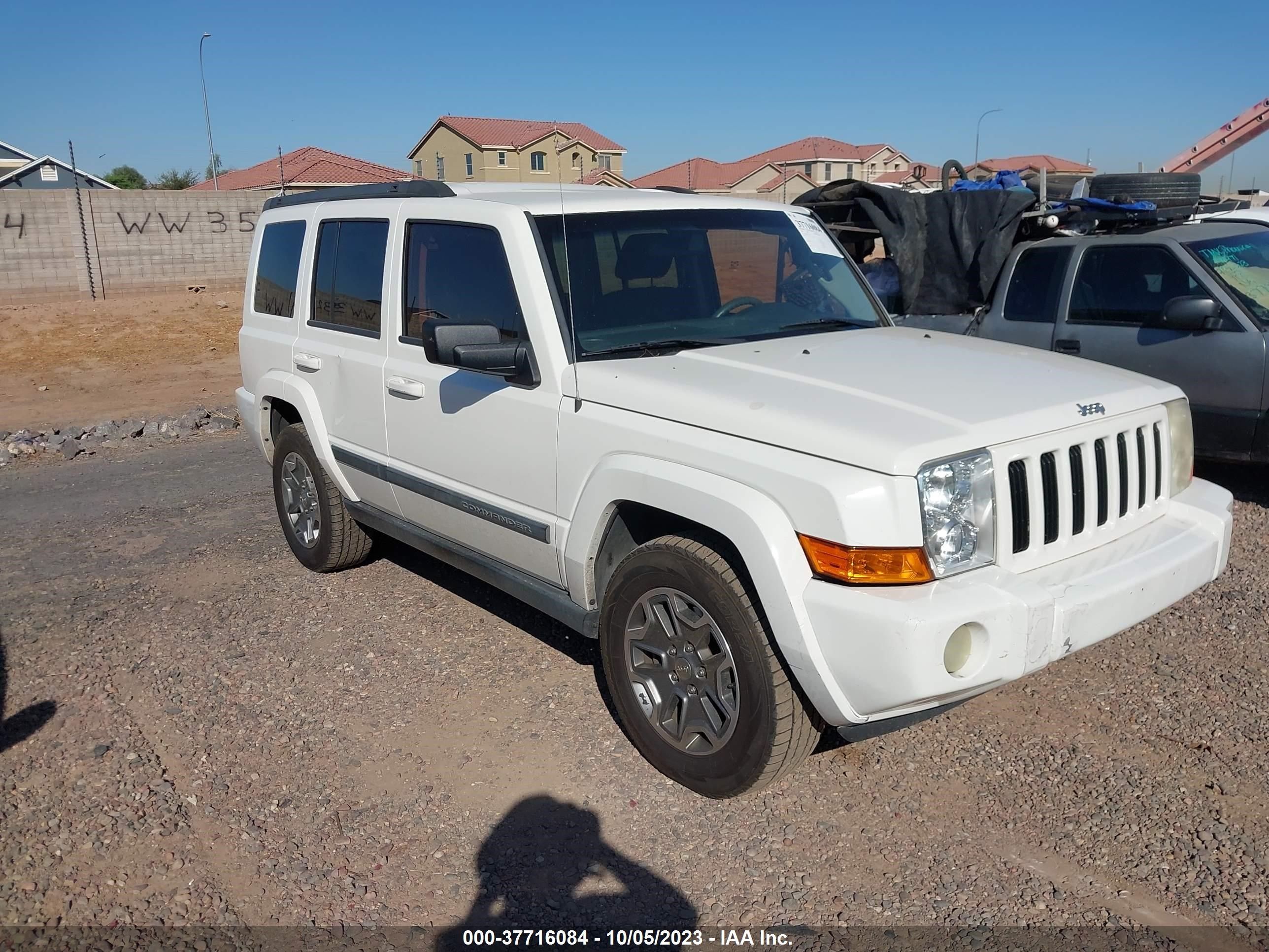 JEEP COMMANDER 2008 1j8hg48k38c213085