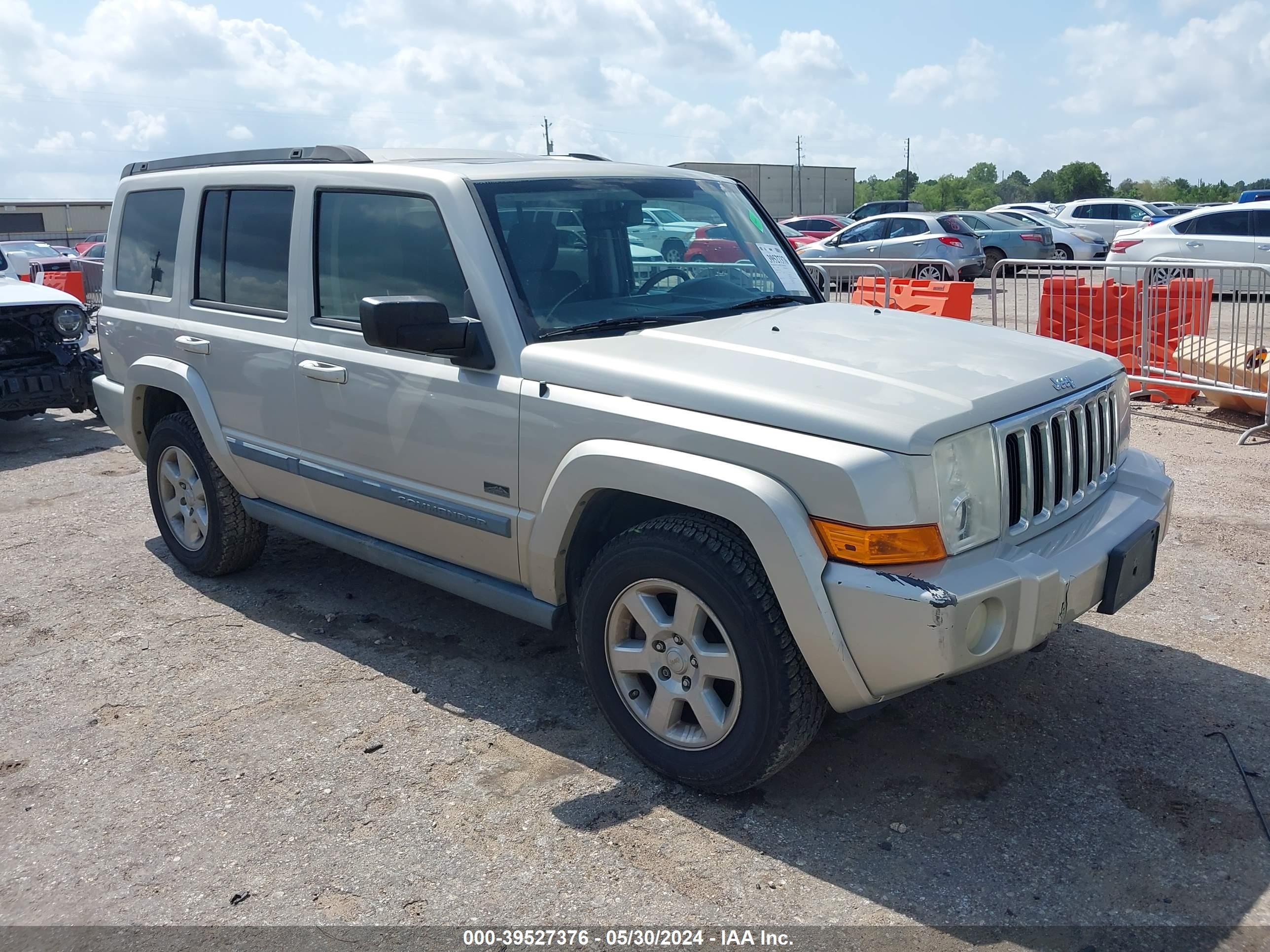 JEEP COMMANDER 2007 1j8hh48p27c673037