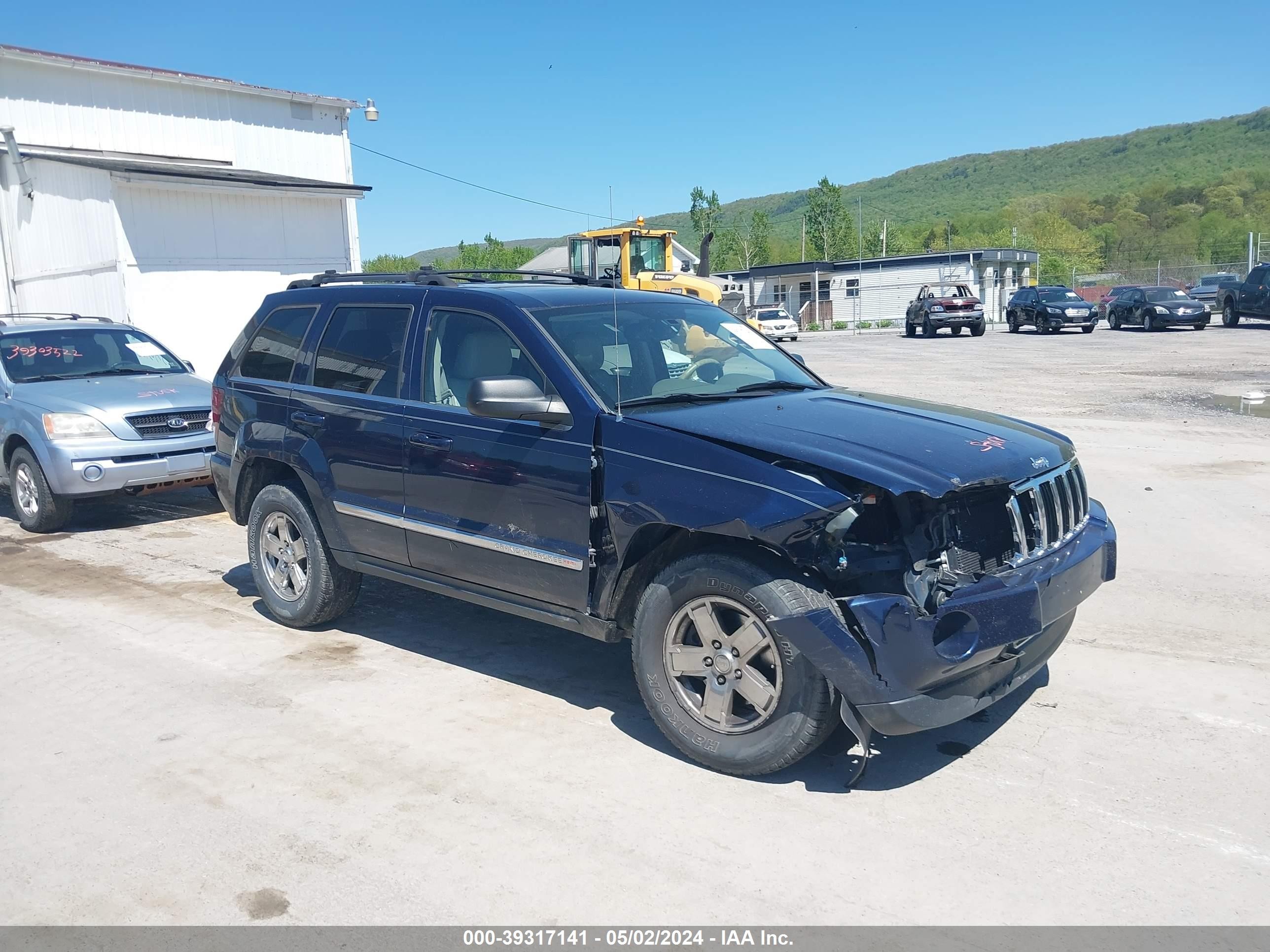 JEEP GRAND CHEROKEE 2005 1j8hr58255c576466