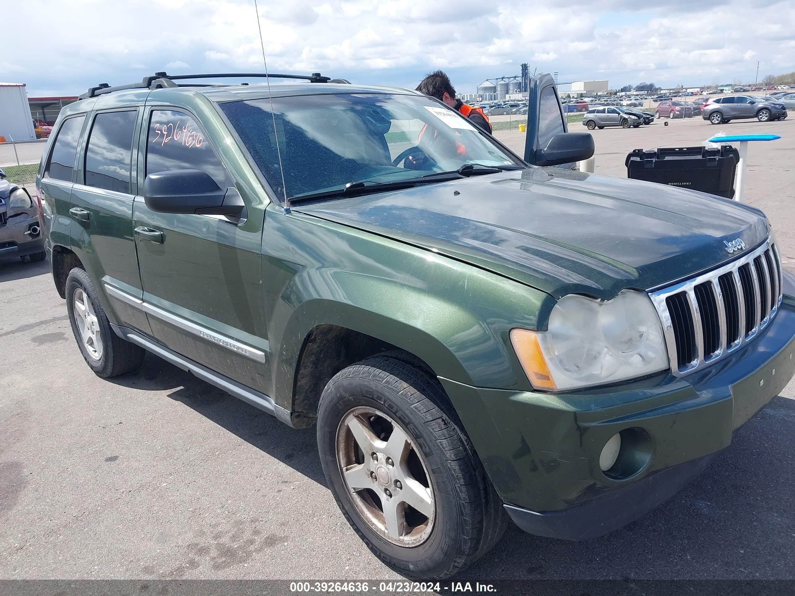 JEEP GRAND CHEROKEE 2007 1j8hr58p77c524237