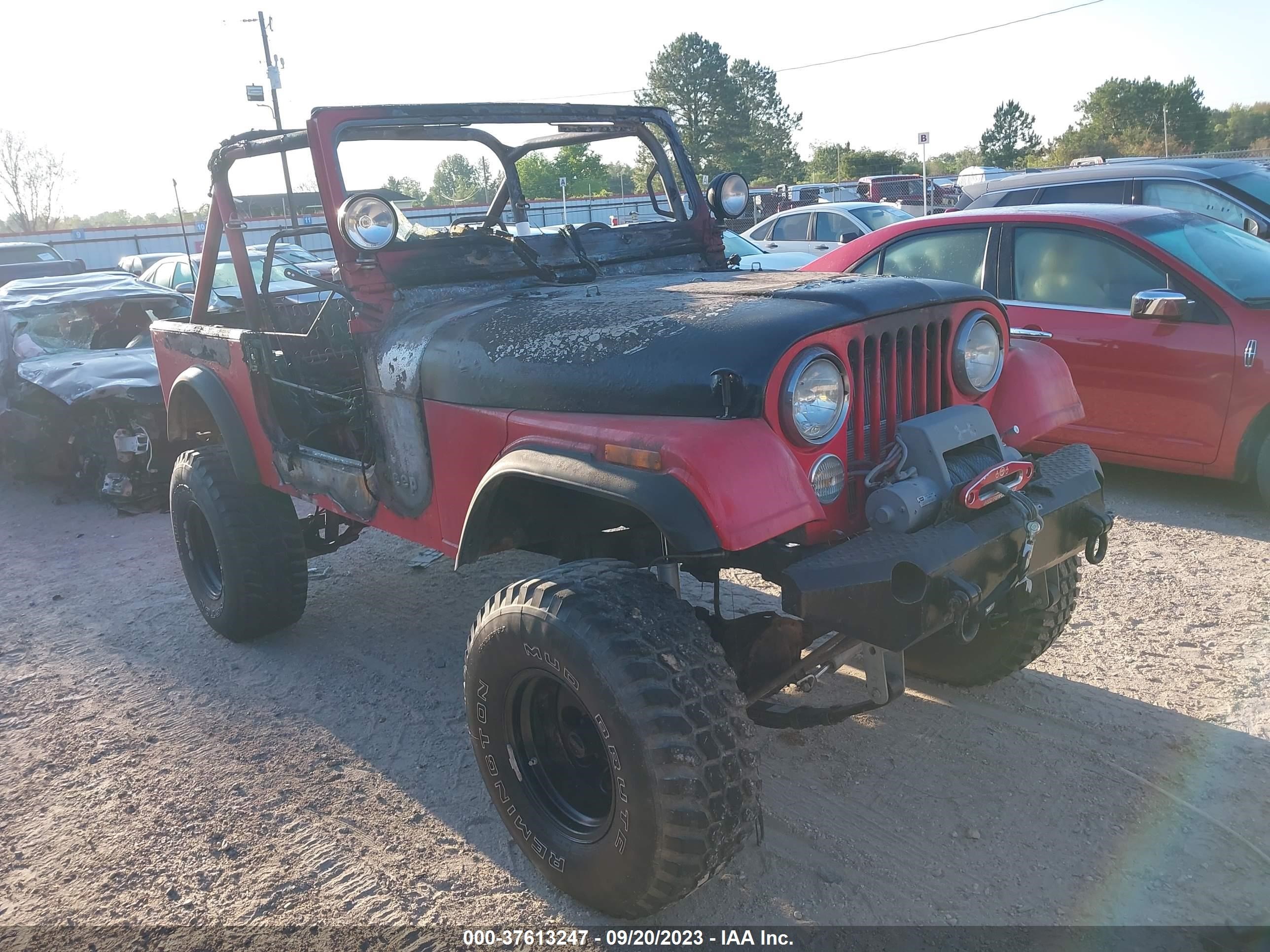 JEEP NULL 1983 1jccn87a1dt076924