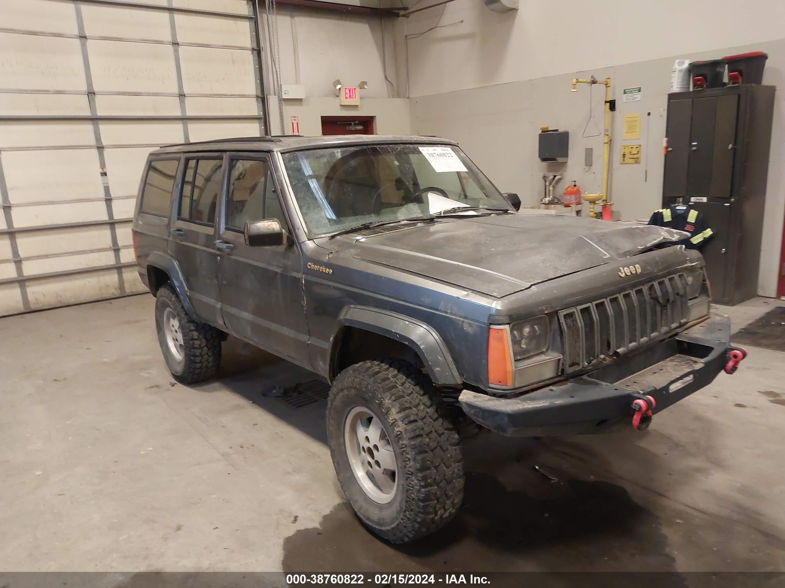 JEEP CHEROKEE 1987 1jcmt7895ht163157