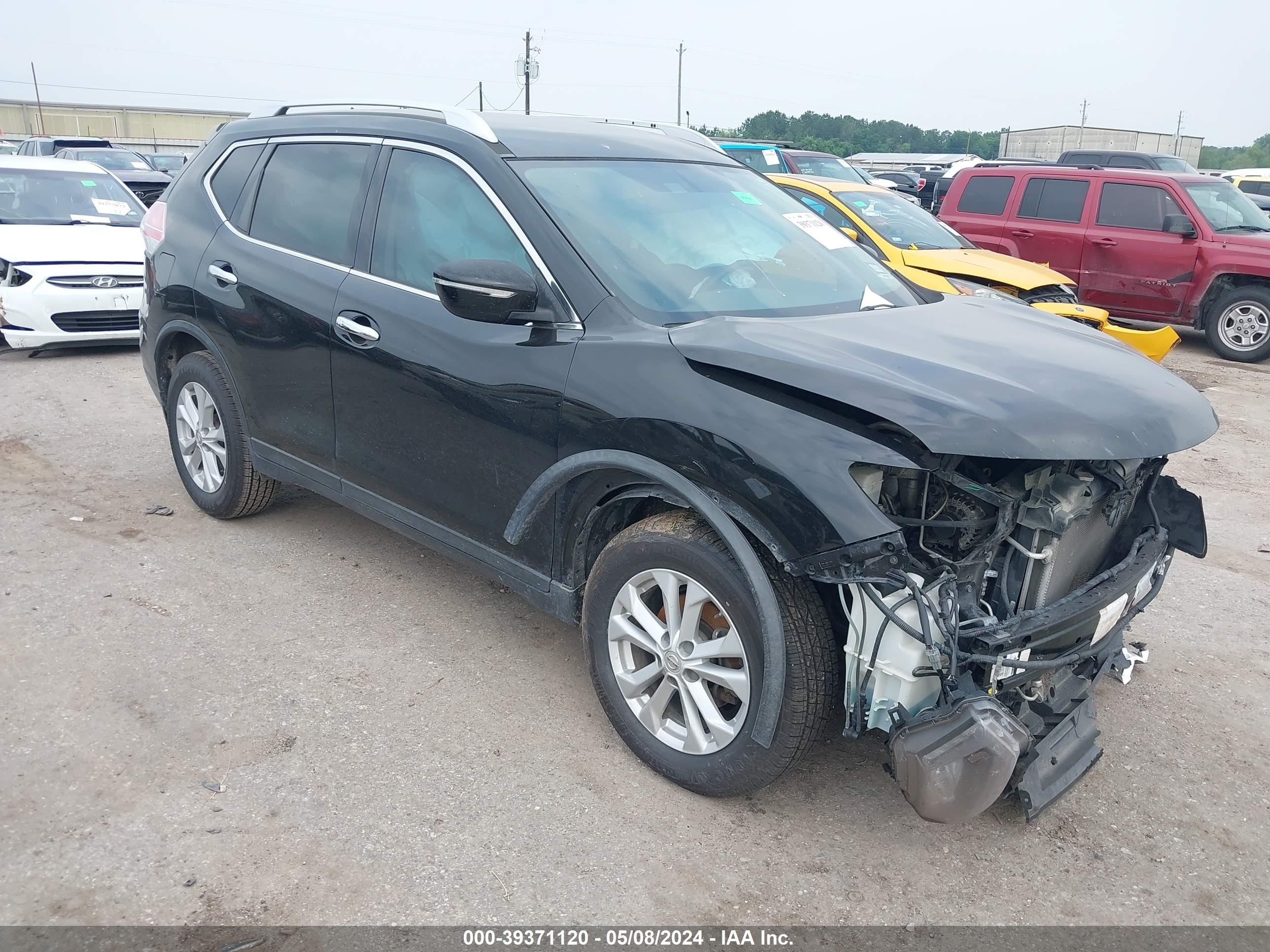 NISSAN ROGUE 2015 1knmat2mt7fp53722