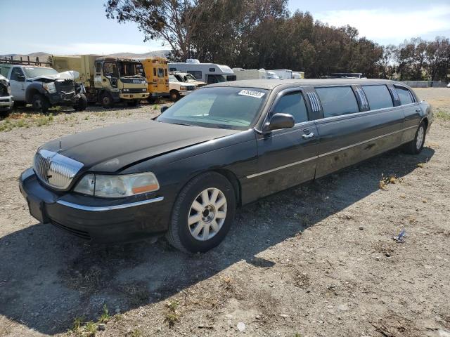 LINCOLN TOWN CAR 2003 1l1fm81w73y662788