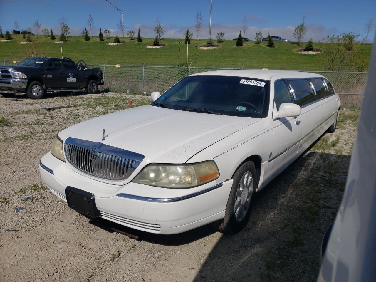 LINCOLN TOWN CAR 2006 1l1fm88w46y620055