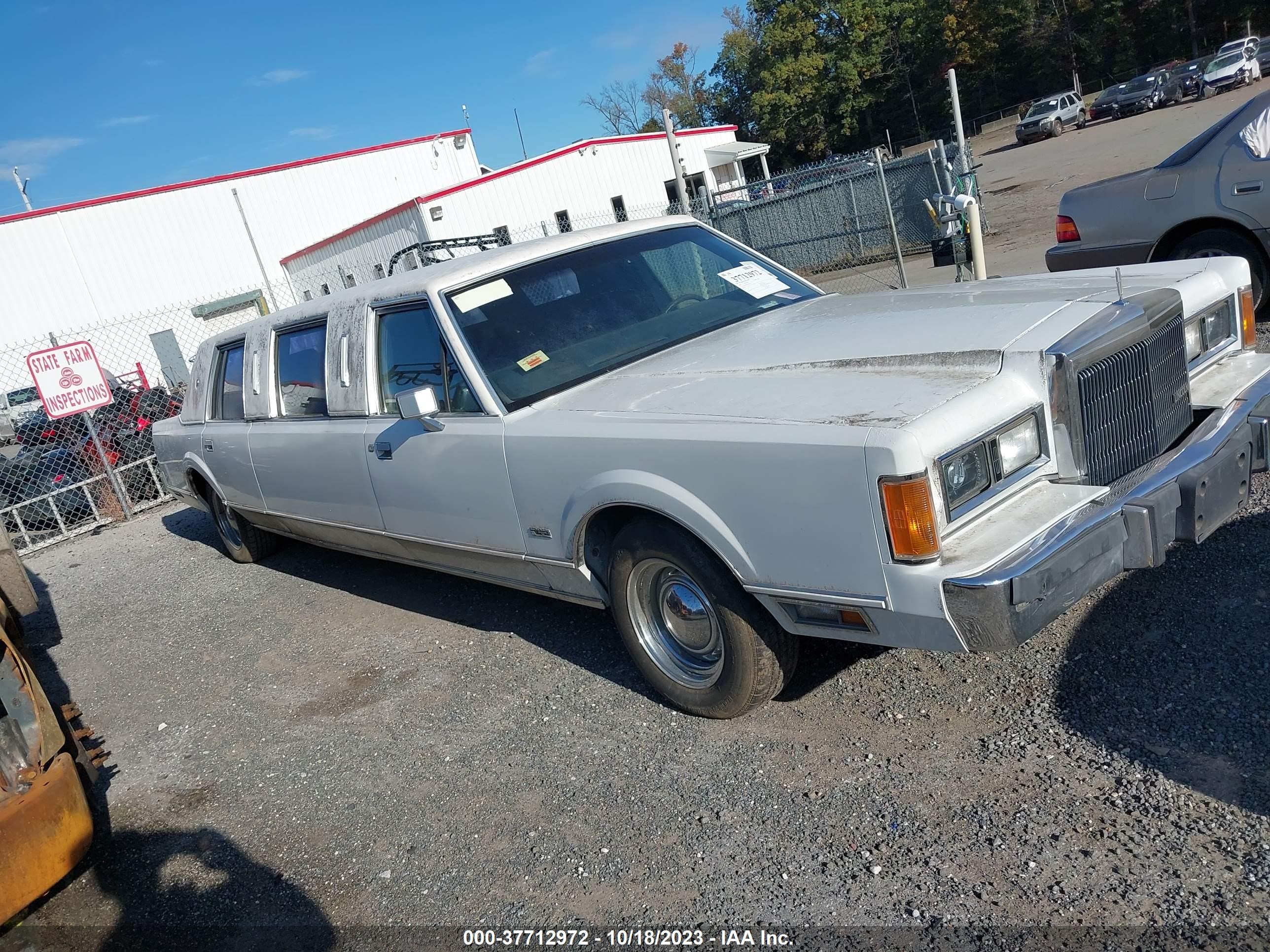 LINCOLN TOWN CAR 1989 1lnbm81f4ky707259